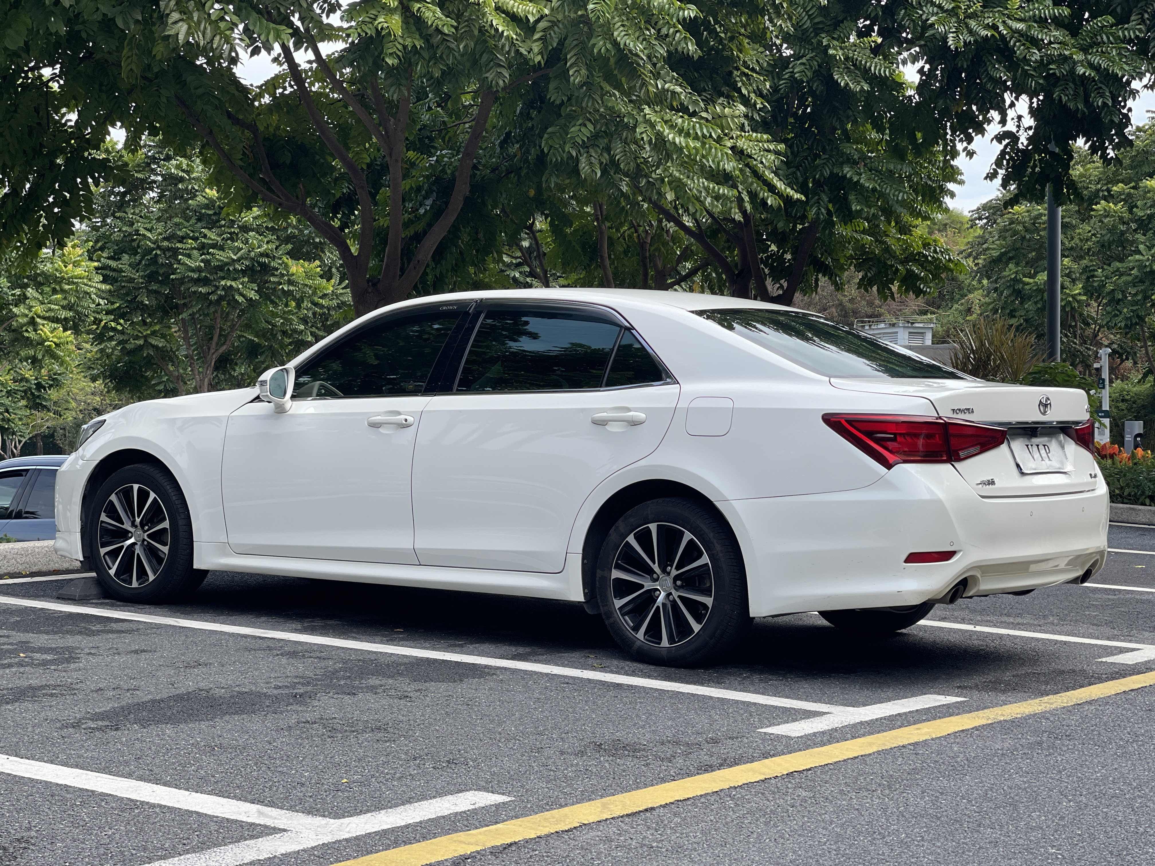 丰田 皇冠 2018 汽车图片 #12