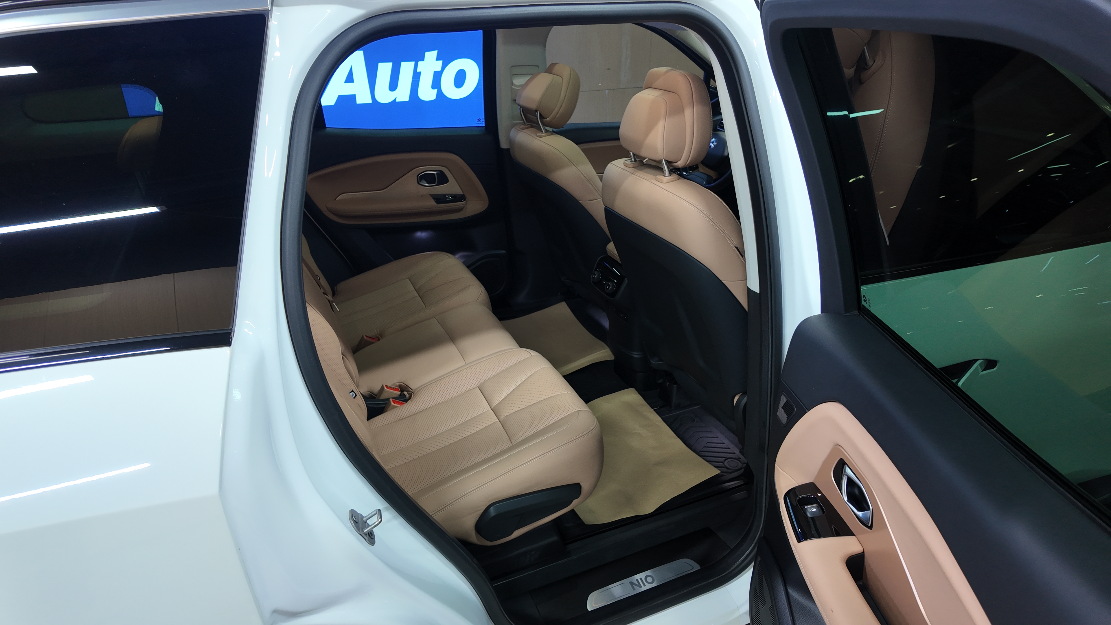 NIO ES8 2018 #12 NIO ES8 2018 car image #12