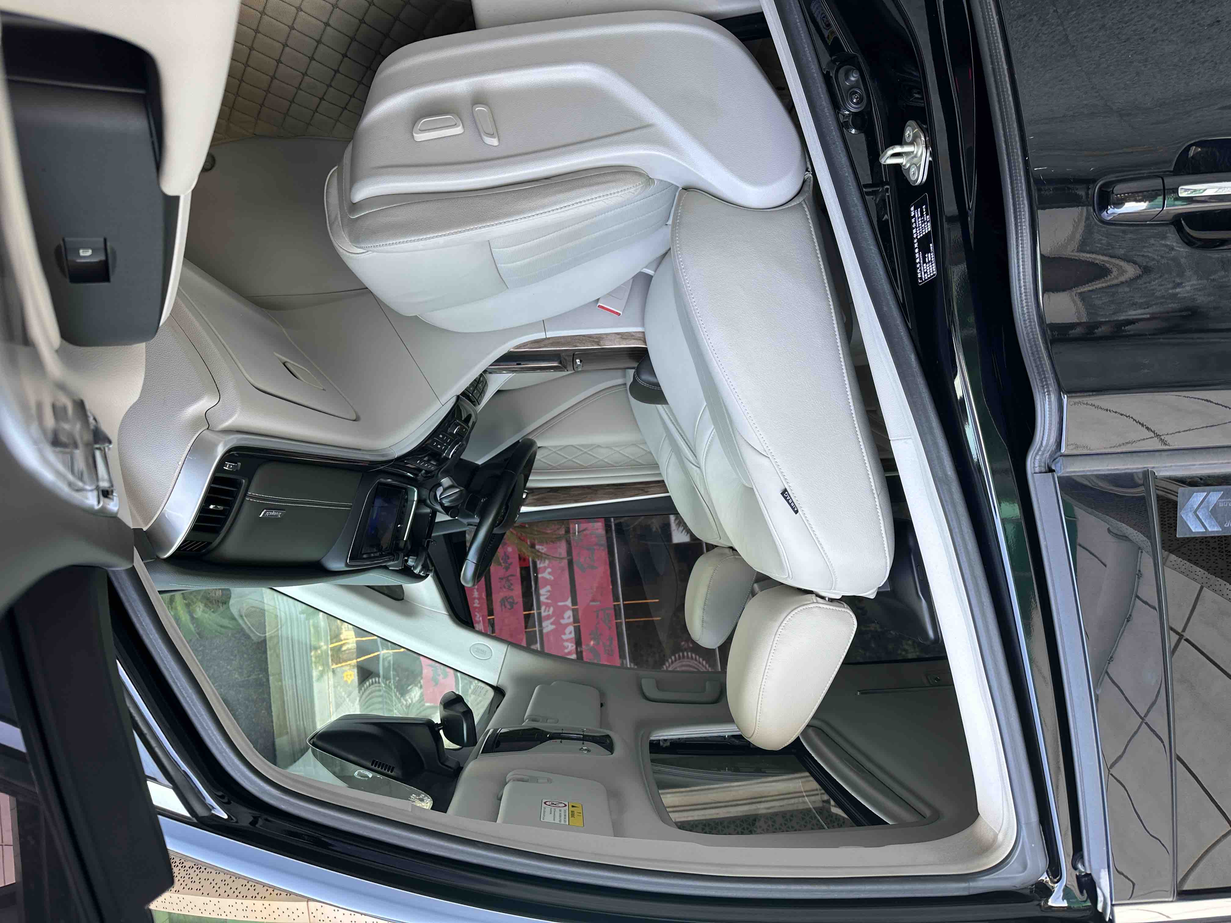 GAC Trumpchi M8 2019 car image #12