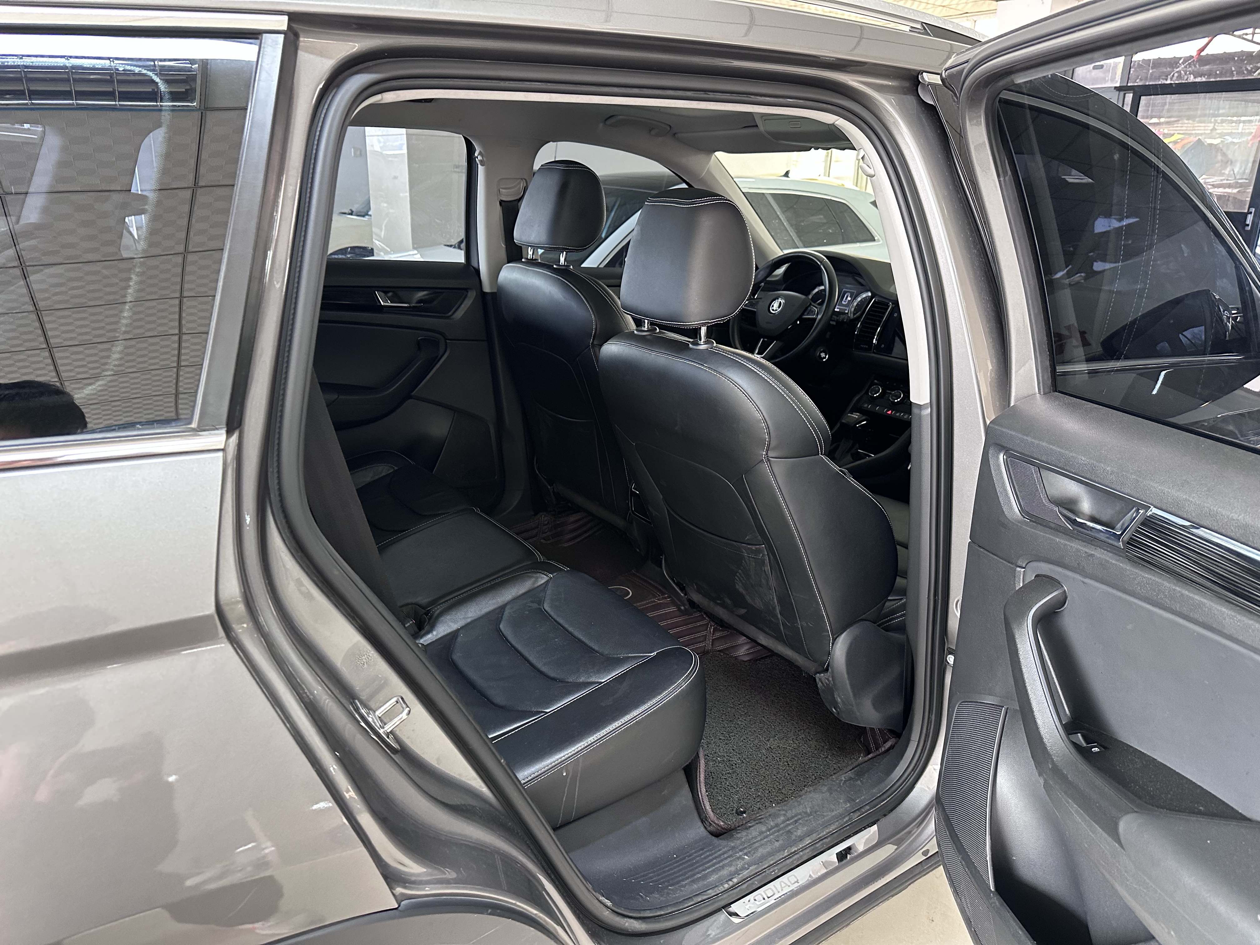 Skoda Kodiaq 2018 immagine di auto #12