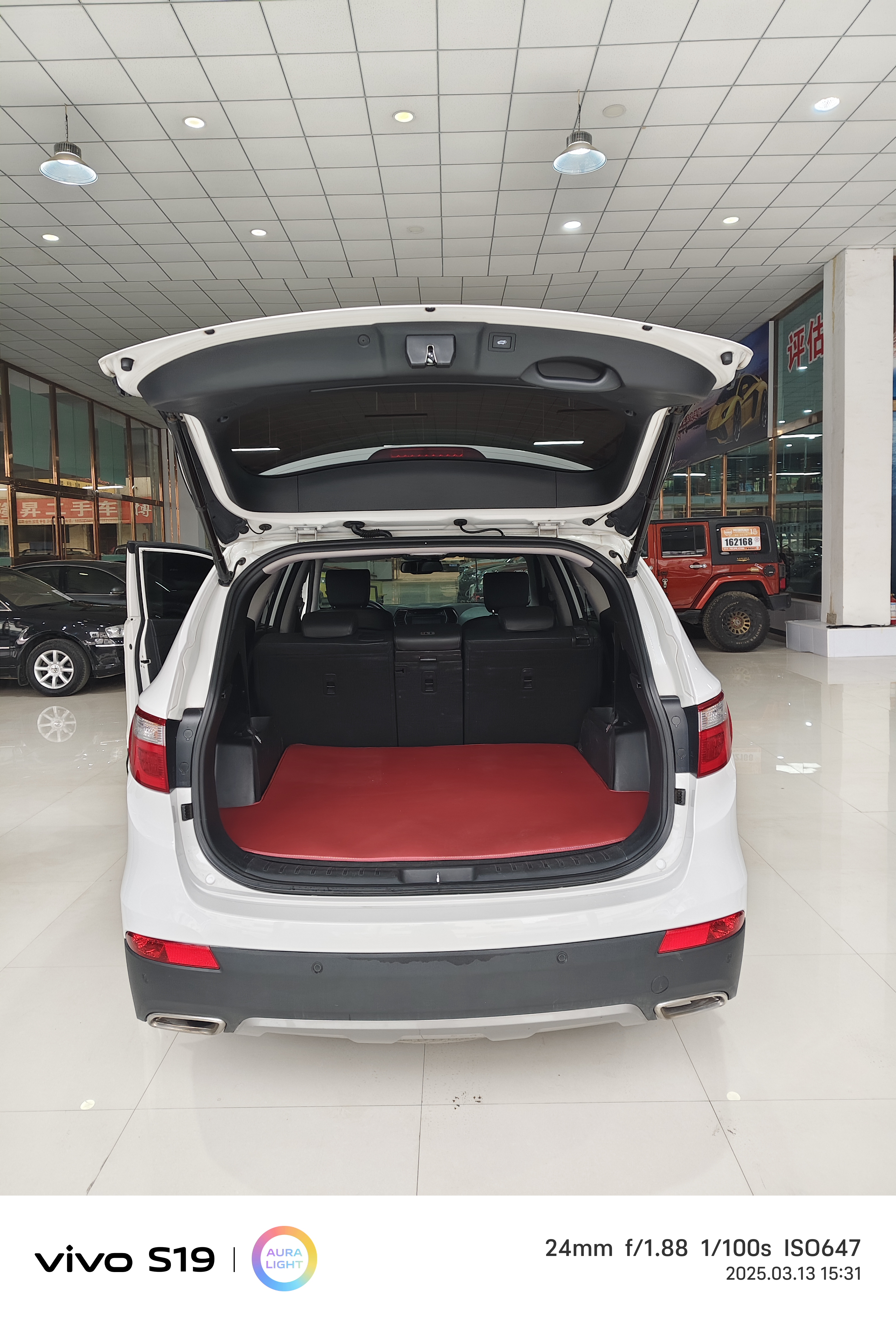 Hyundai Grand Santa Fe 2015 immagine di auto #12