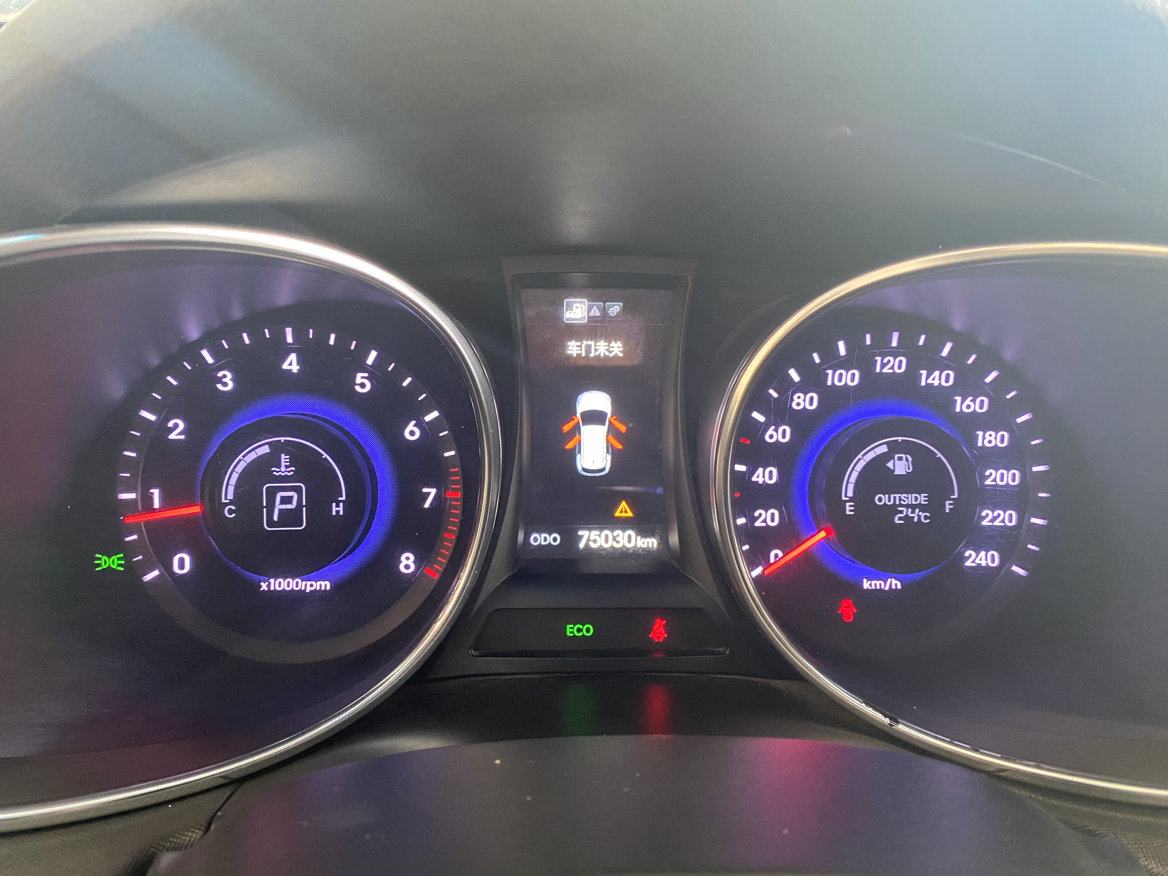 Hyundai Grand Santa Fe 2013 car image #12