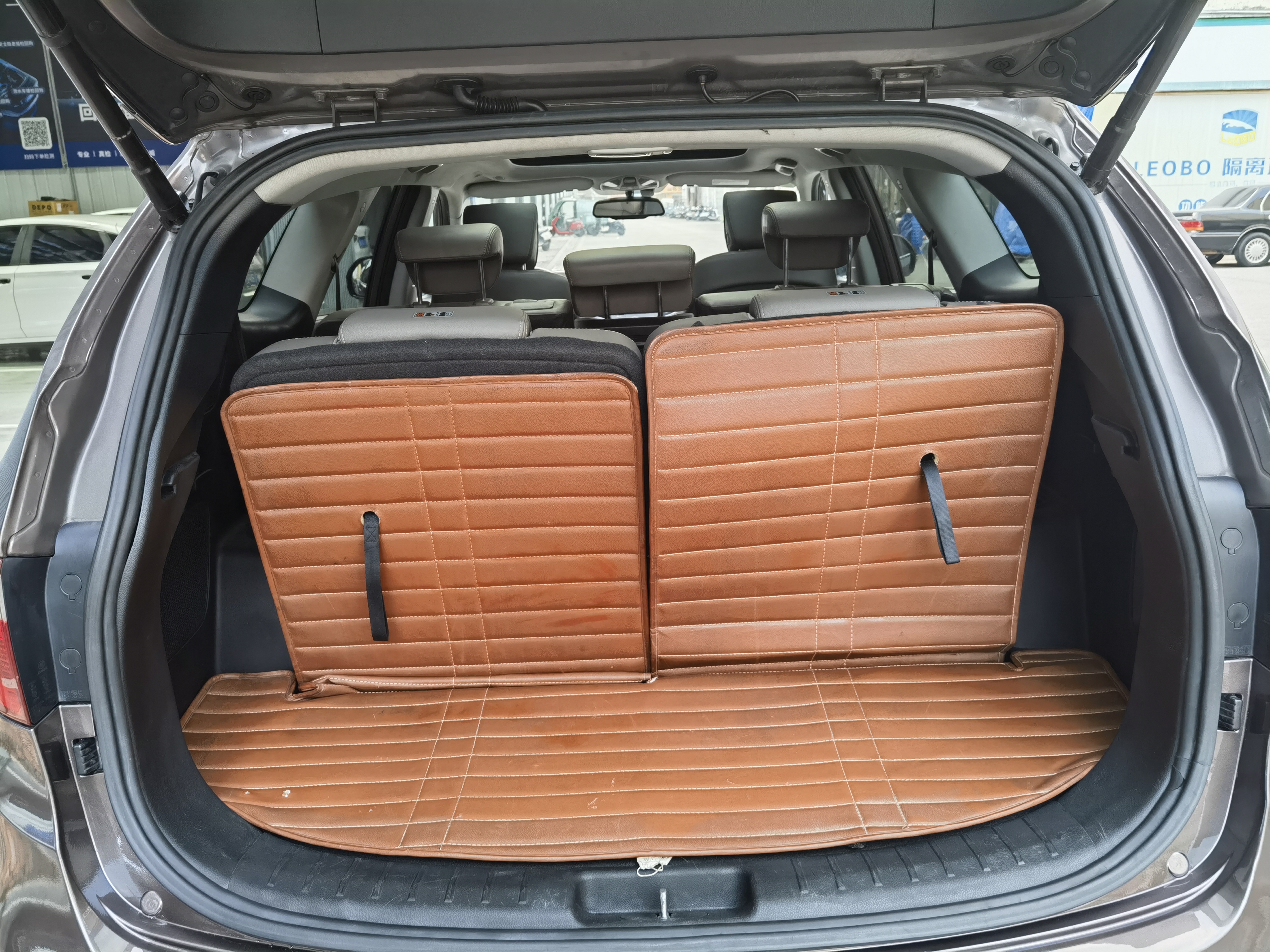 Hyundai Grand Santa Fe 2015 car image #12