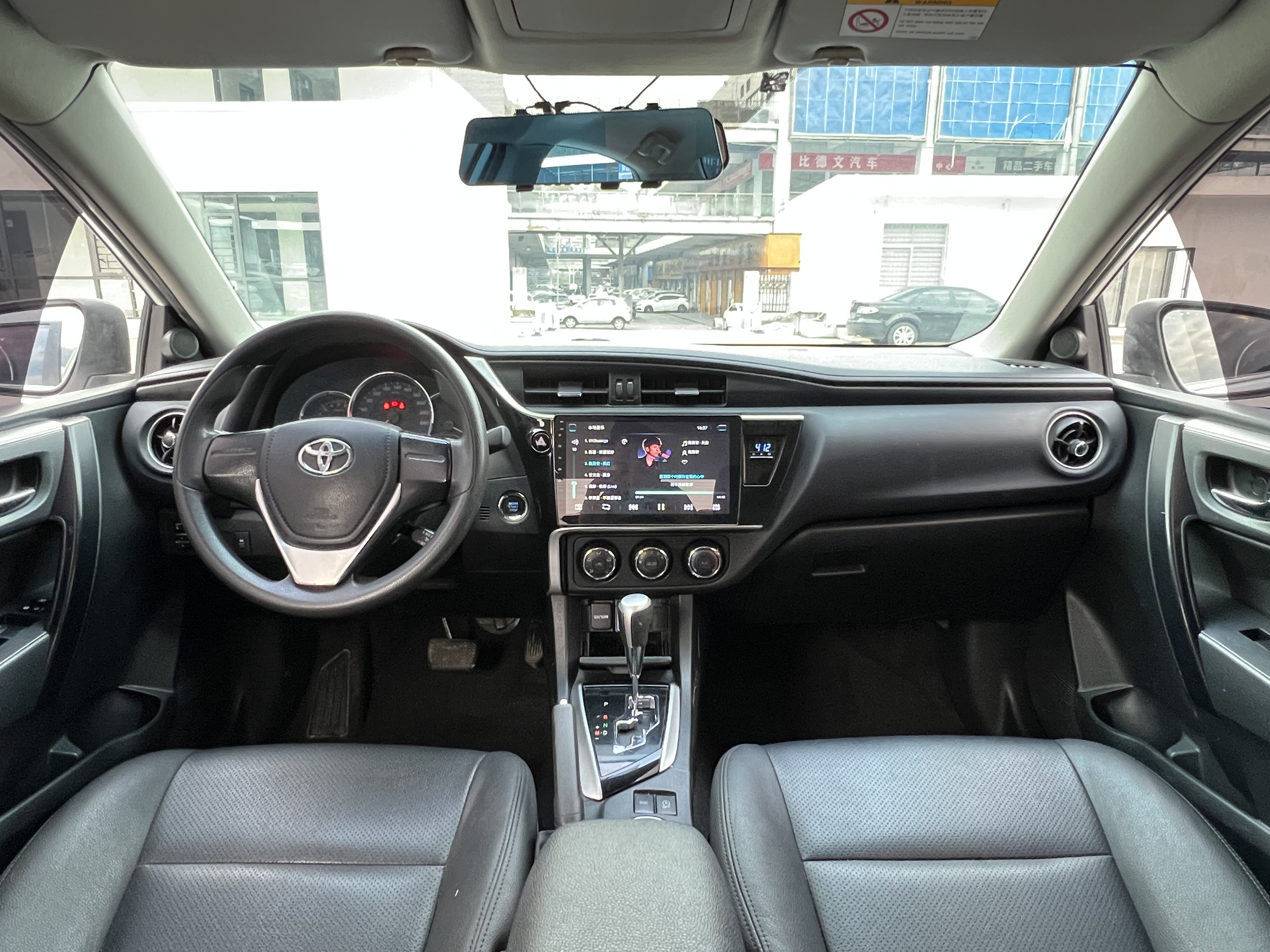 Toyota Corolla 2018 #12 Toyota Corolla 2018 car image #12