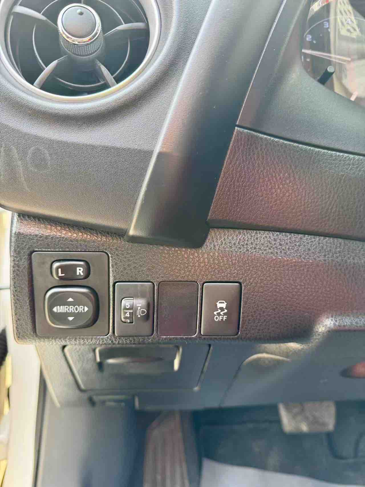 Corolla 2019 #12 Corolla 2019 car image #12
