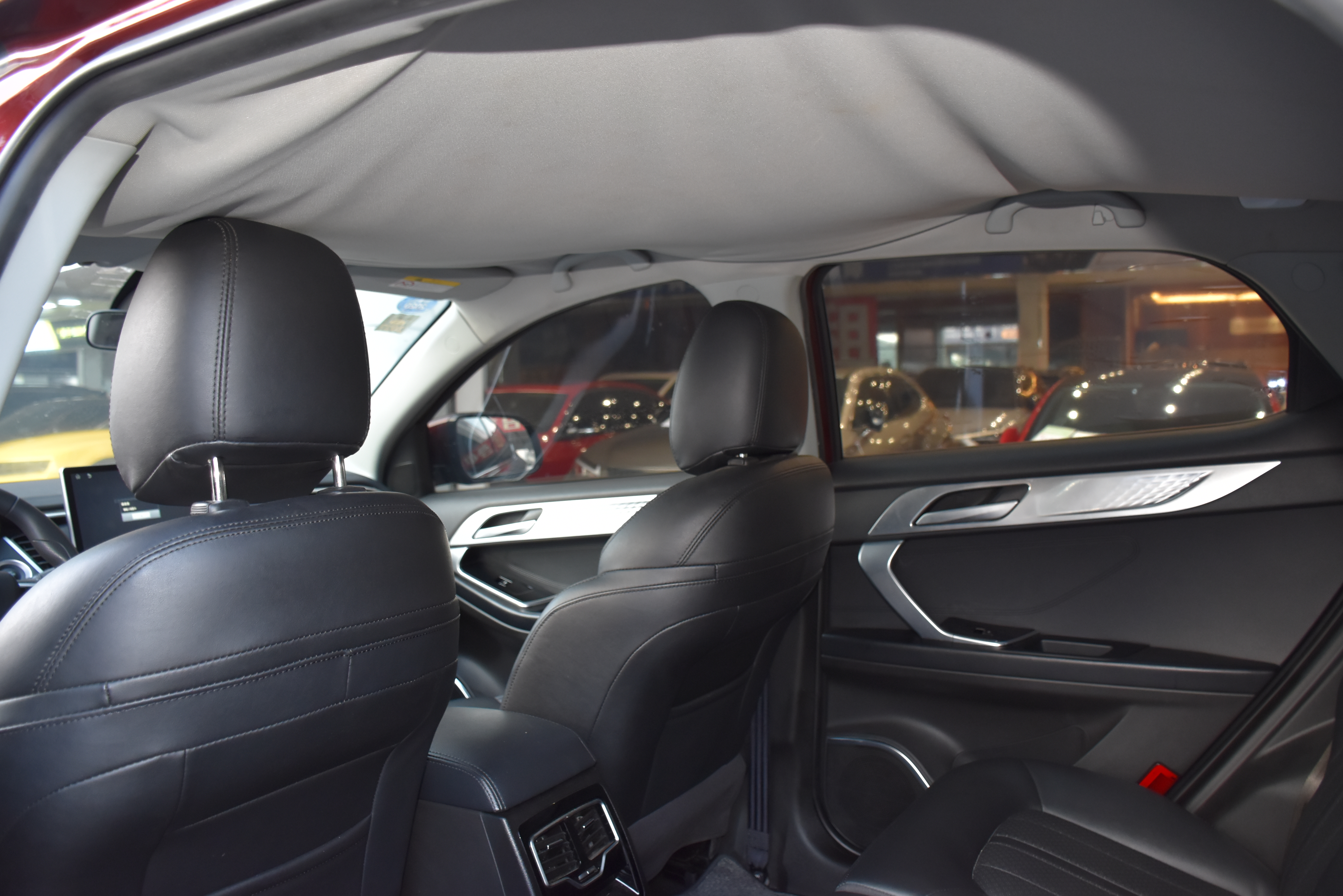 Soueast DX7 2019 car image #12