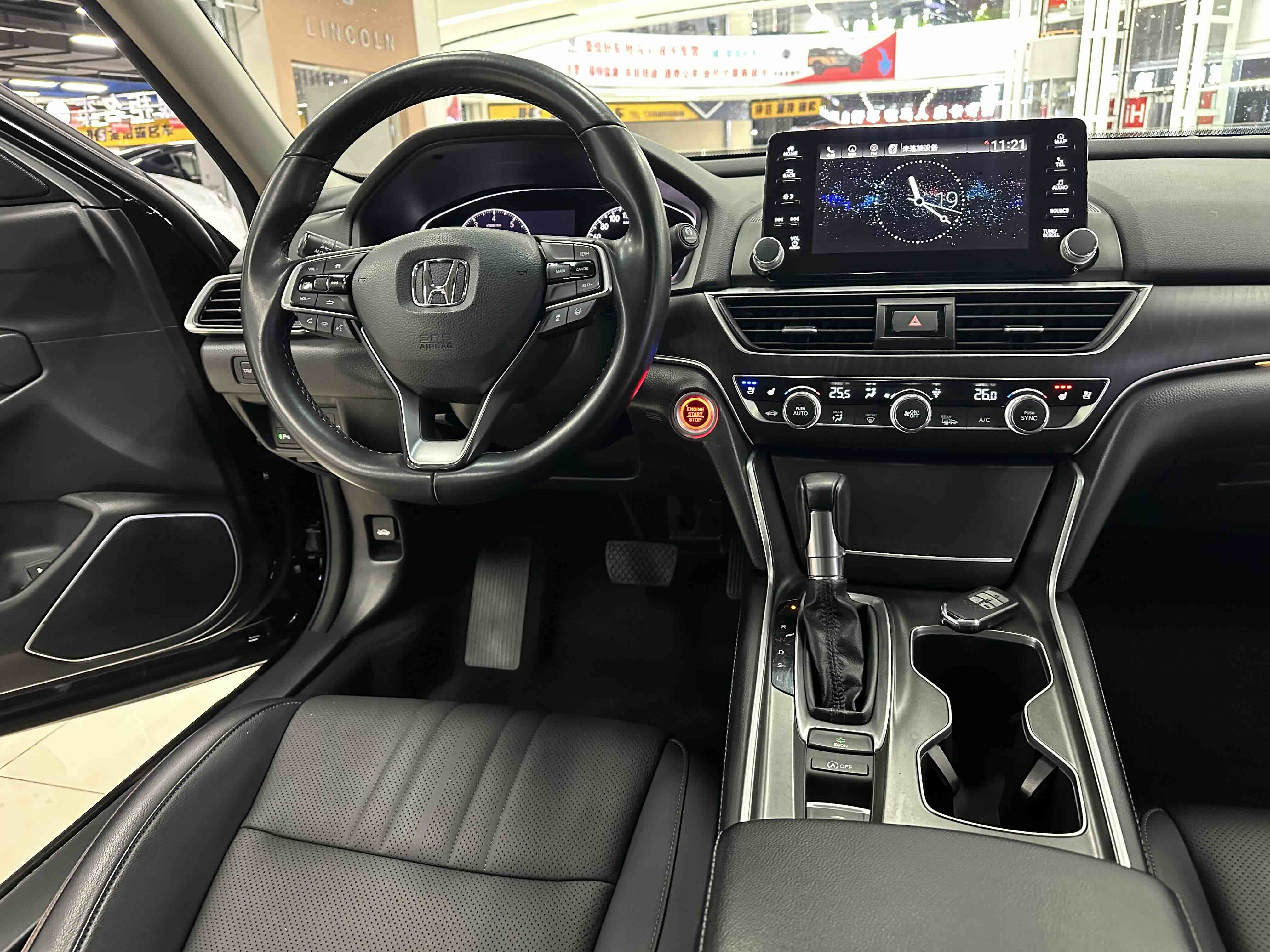 Honda Accord 2019 #12 Honda Accord 2019 car image #12