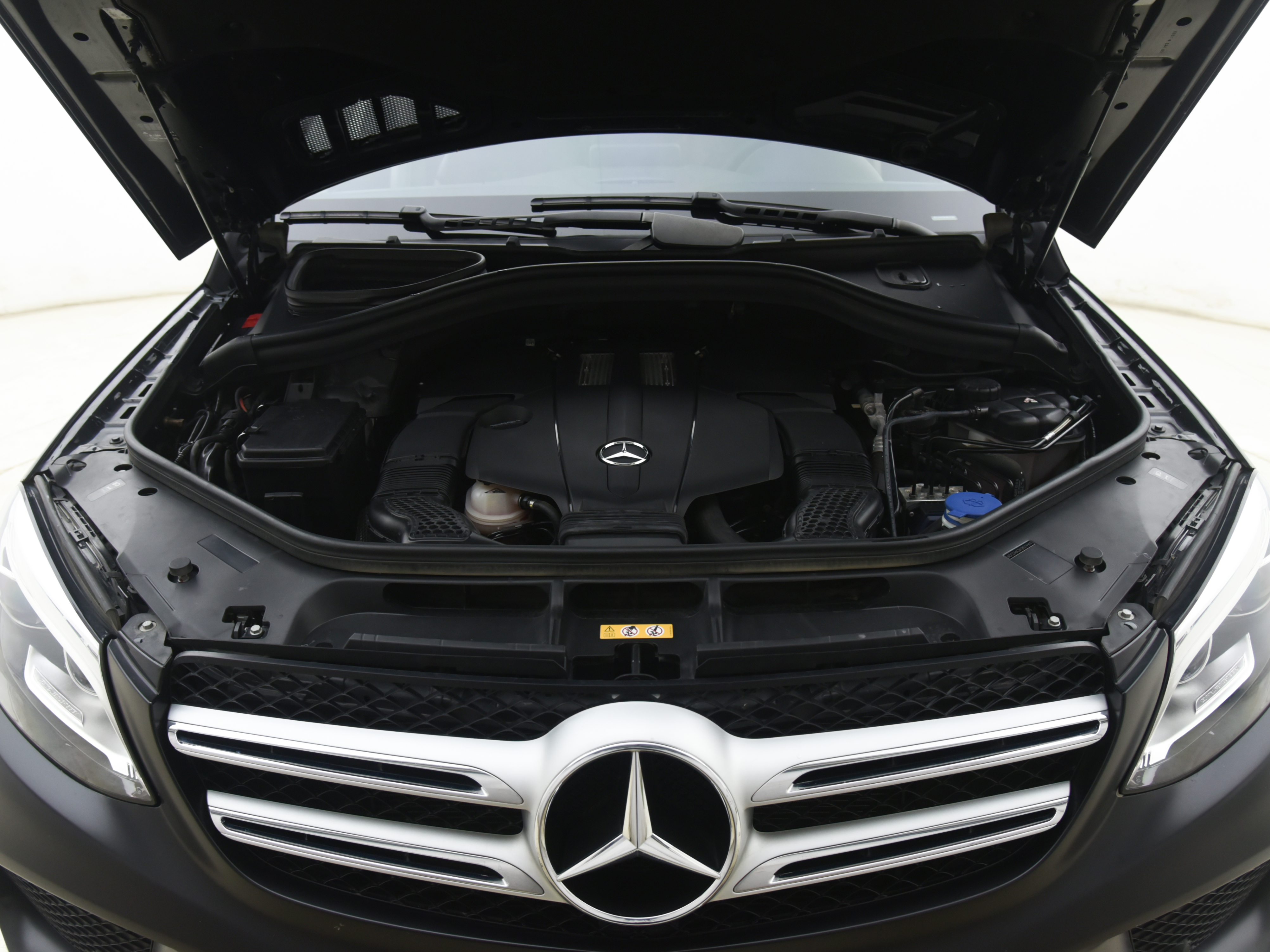 Mercedes-Benz GLE Class 2018 #12 Mercedes-Benz GLE Class 2018 car image #12