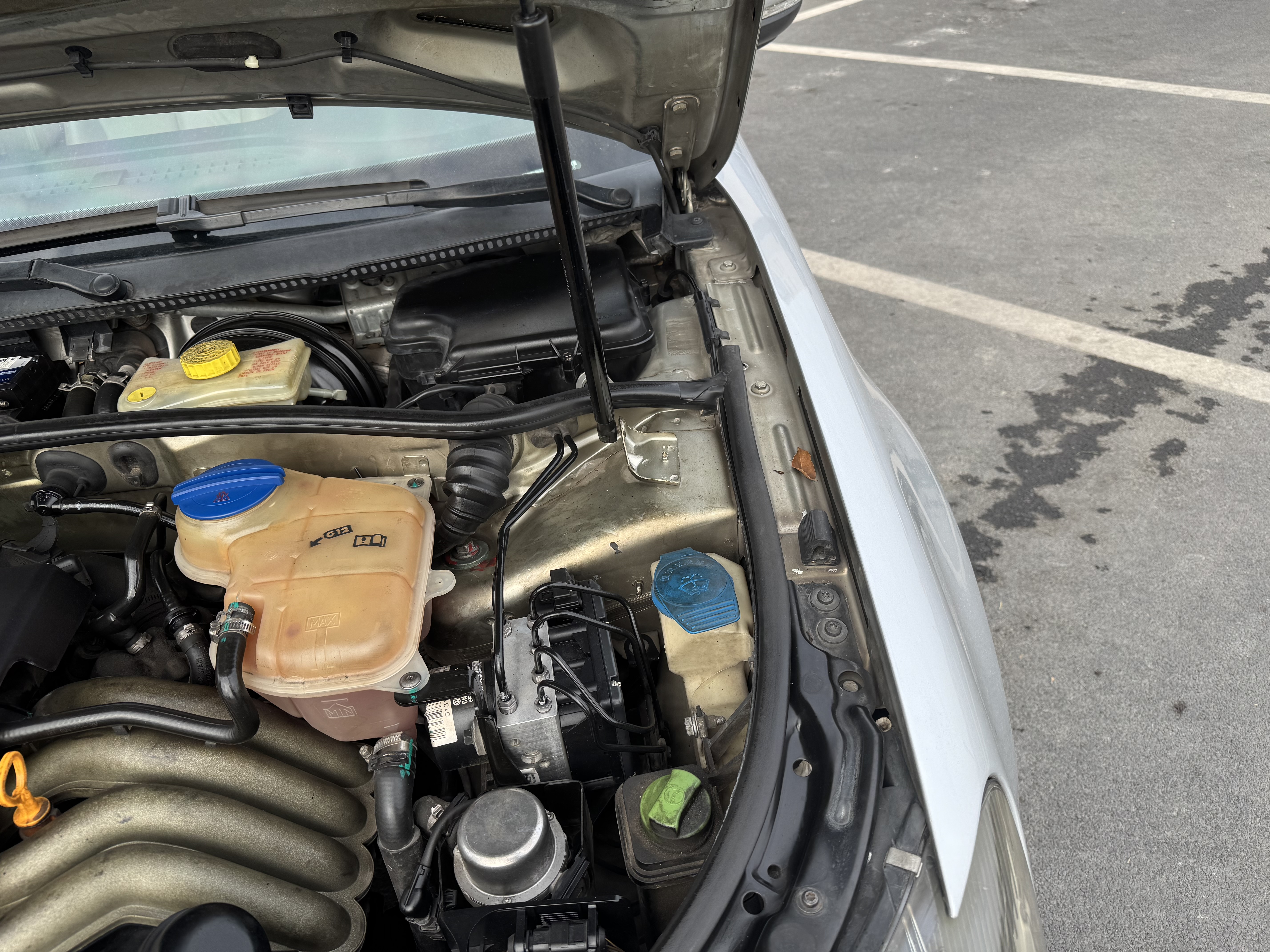 Volkswagen Passat Lingyu 2010 car image #12