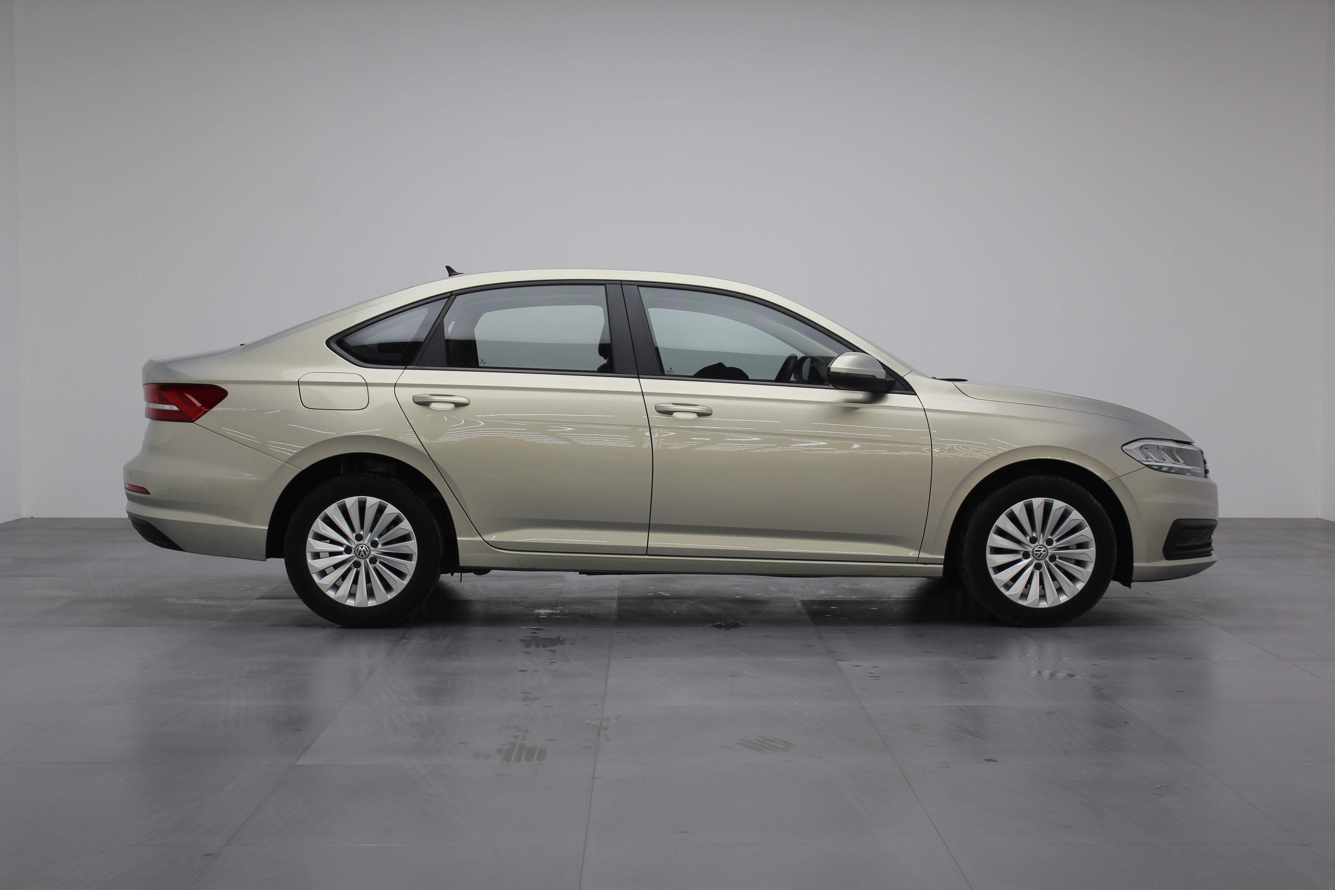 Volkswagen Lavida 2019 #12 Volkswagen Lavida 2019 car image #12