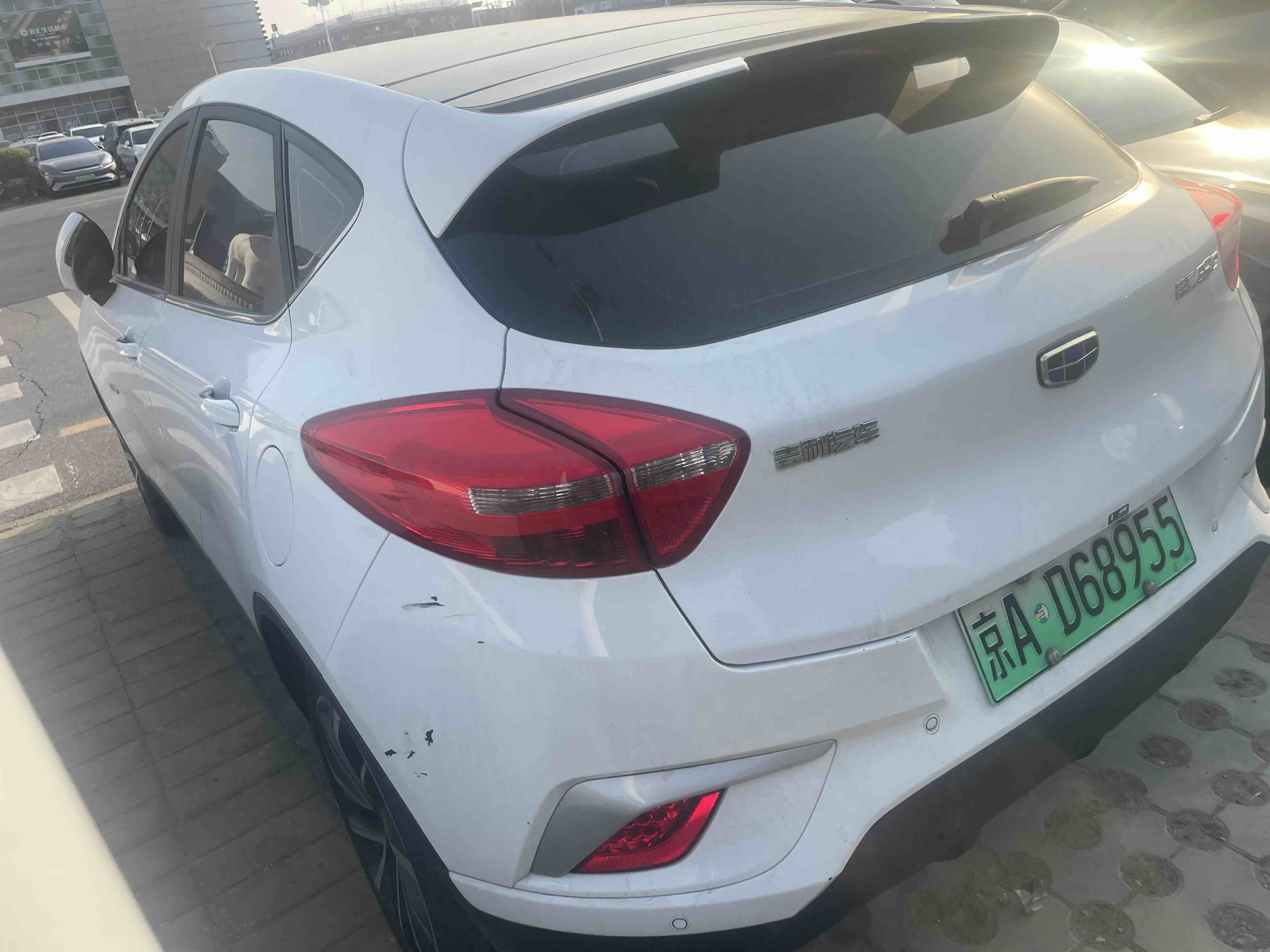 GEELY Emgrand GSe 2018 car image #12