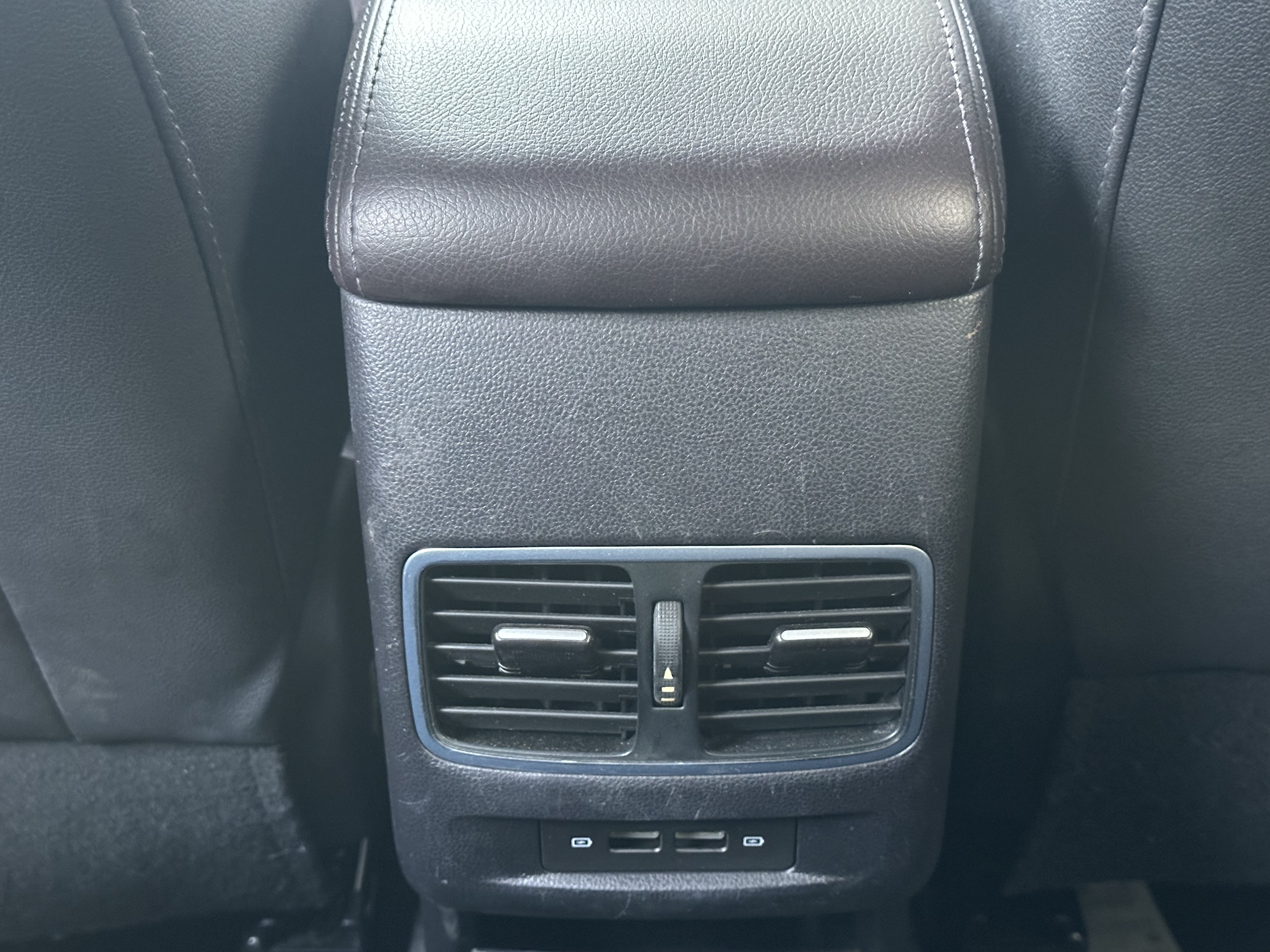 GAC Trumpchi GS4 2019 #12 GAC Trumpchi GS4 2019 car image #12