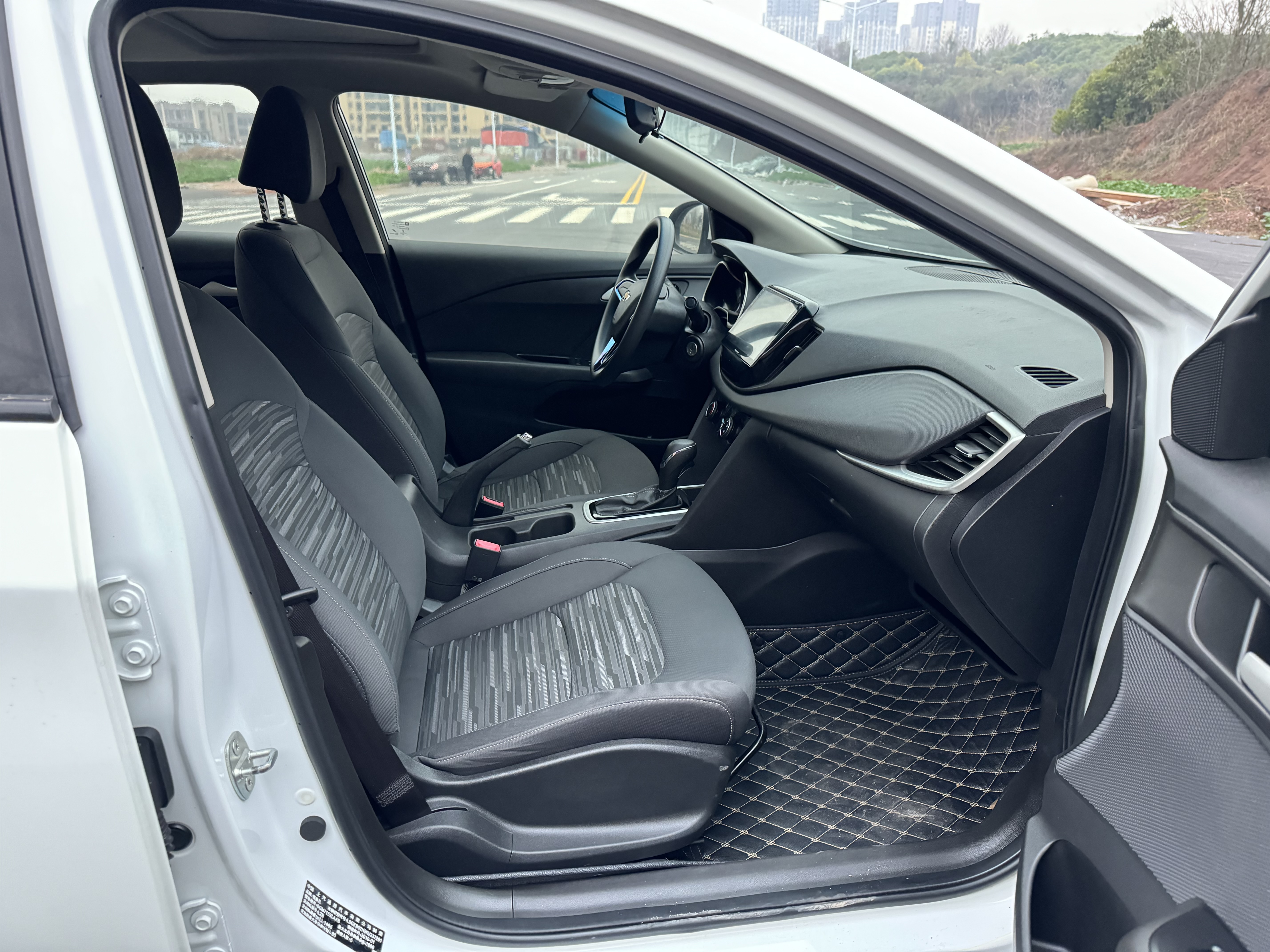 Chevrolet Cavalier 2019 #12 Chevrolet Cavalier 2019 car image #12