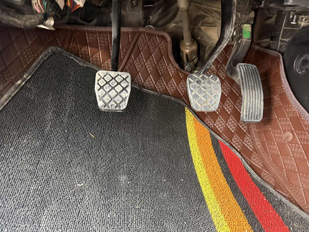 X70 2019 car image #12