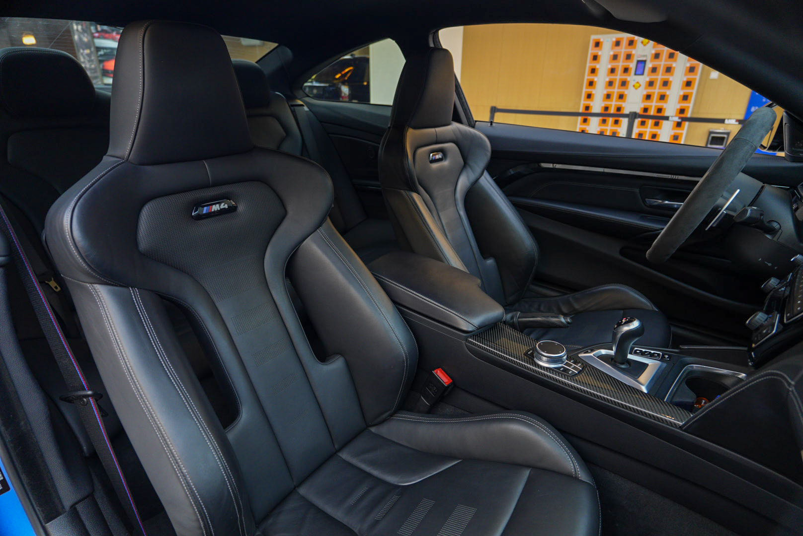 宝马 宝马M4 2017 汽车图片 #12