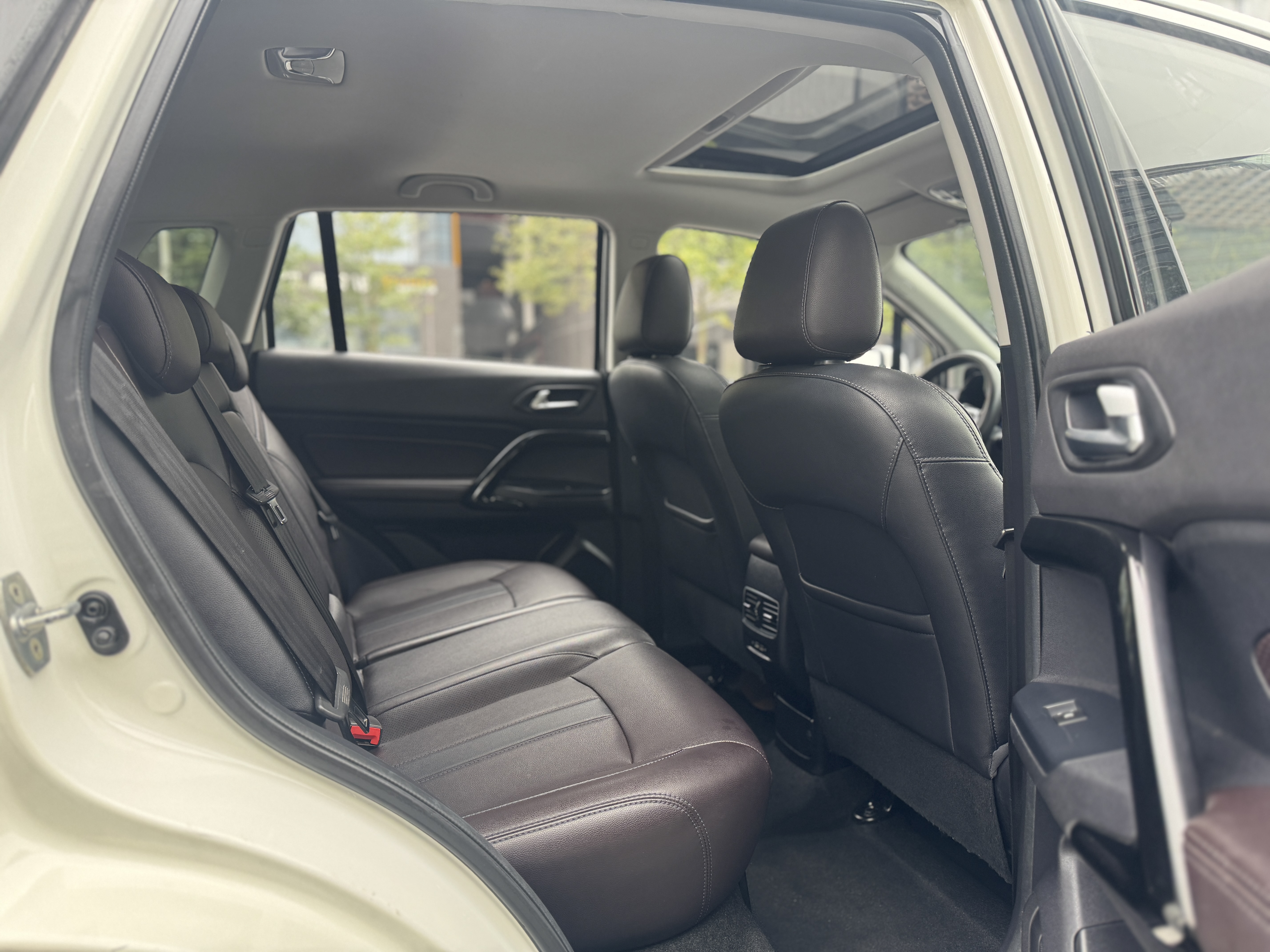 GAC ix4 2018 car image #12