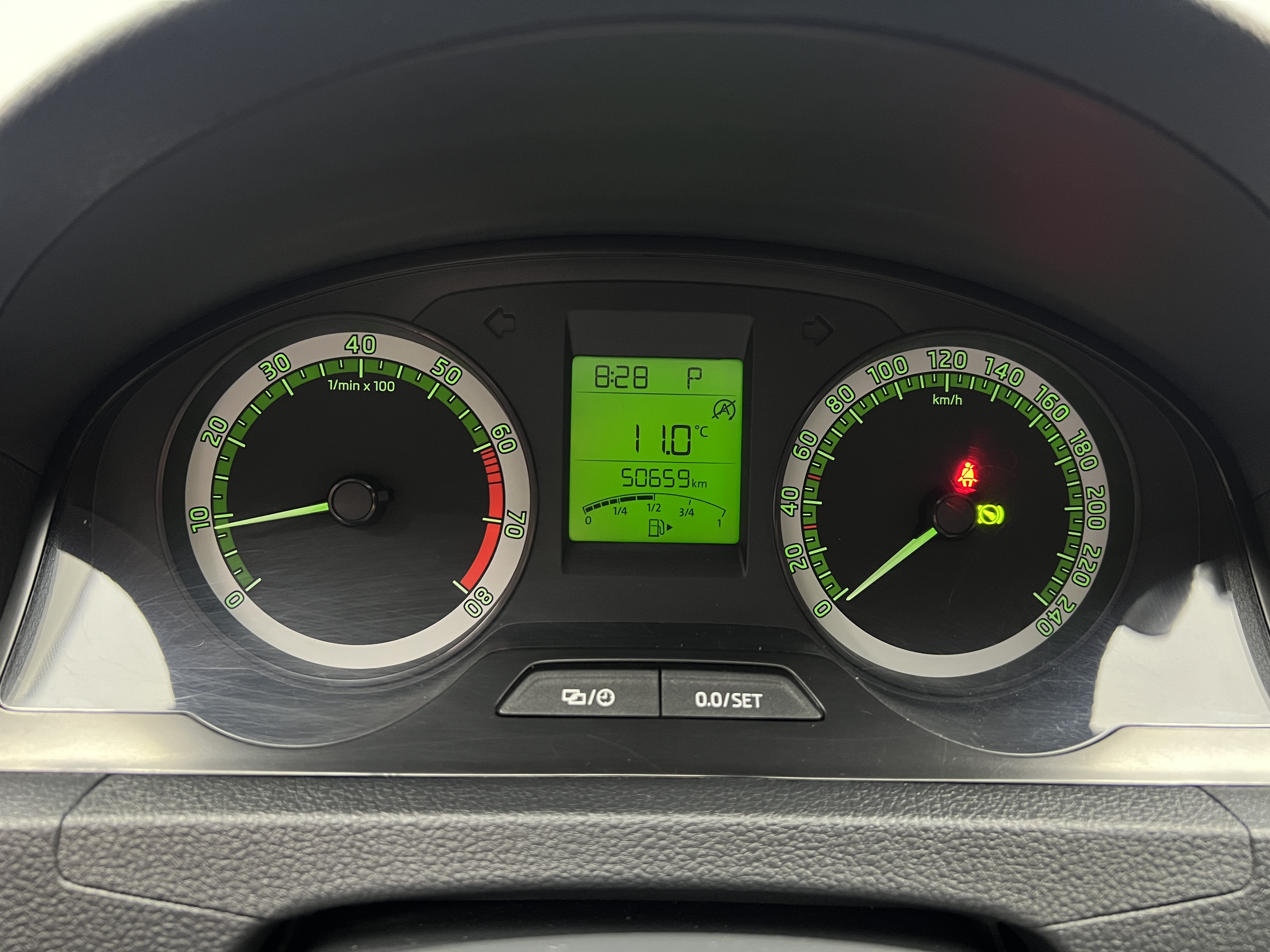 Skoda Rapid 2019 car image #12