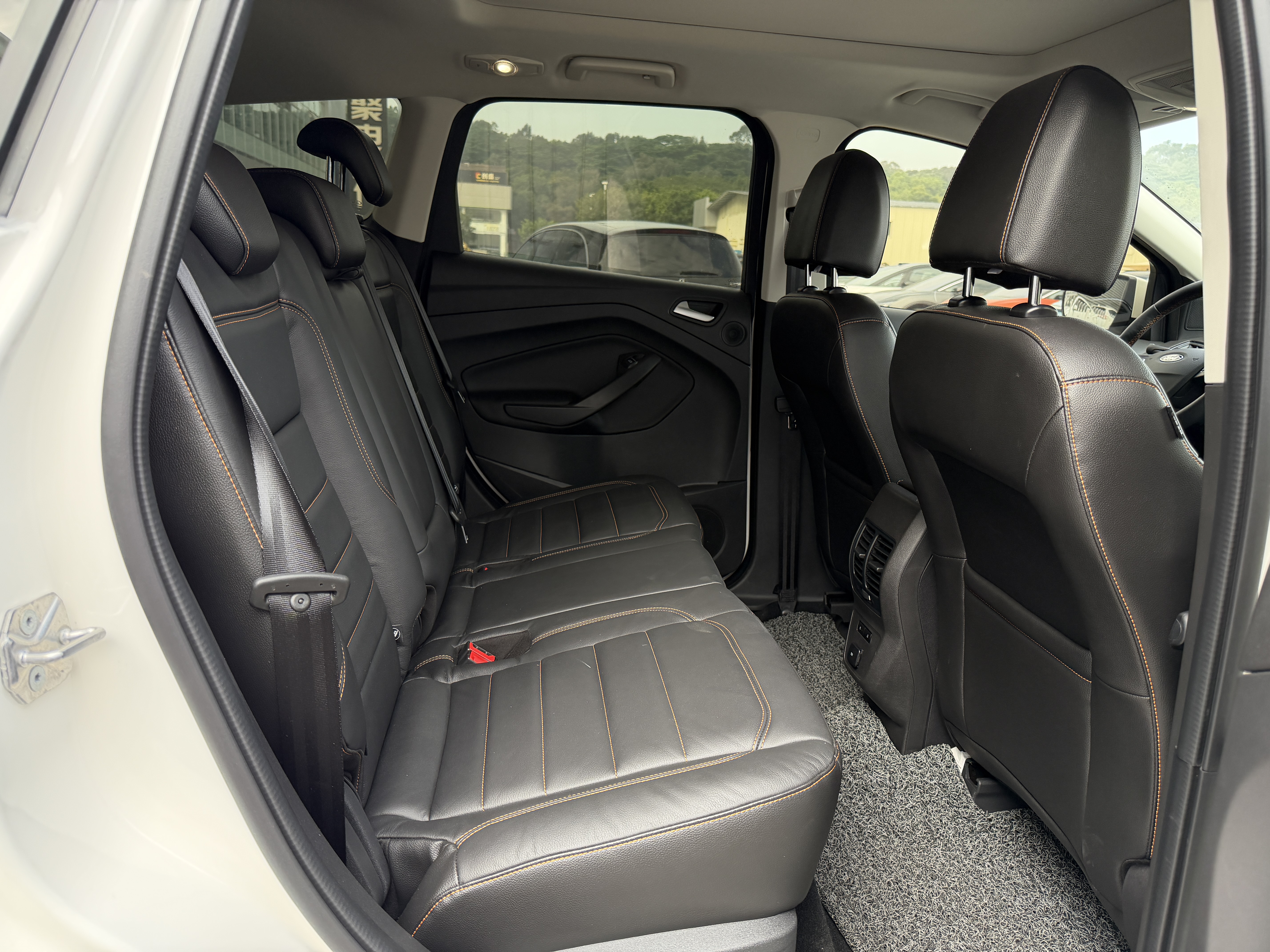 Ford Kuga 2019 #12 Ford Kuga 2019 car image #12