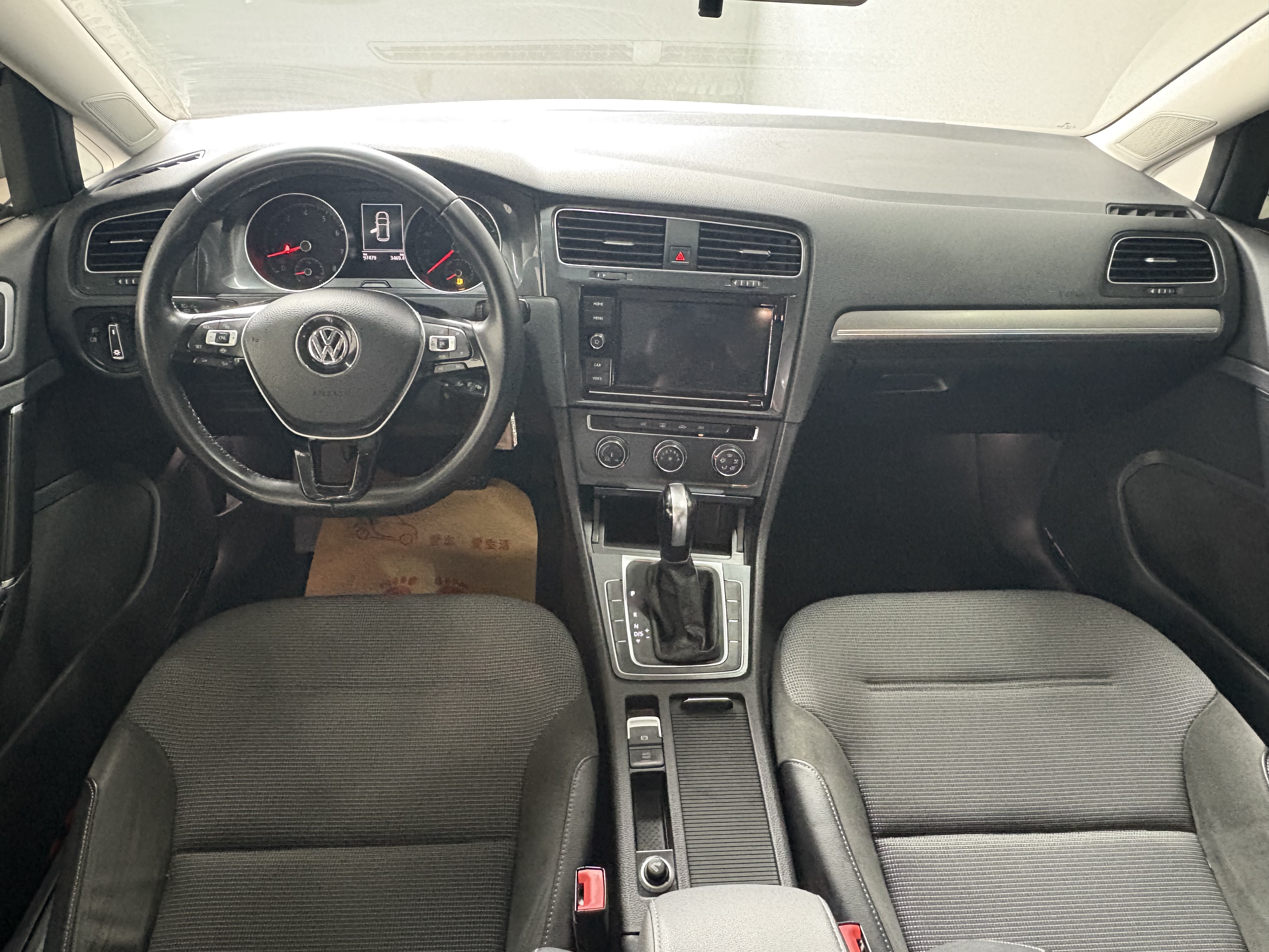 Volkswagen Golf 2019 immagine di auto #12