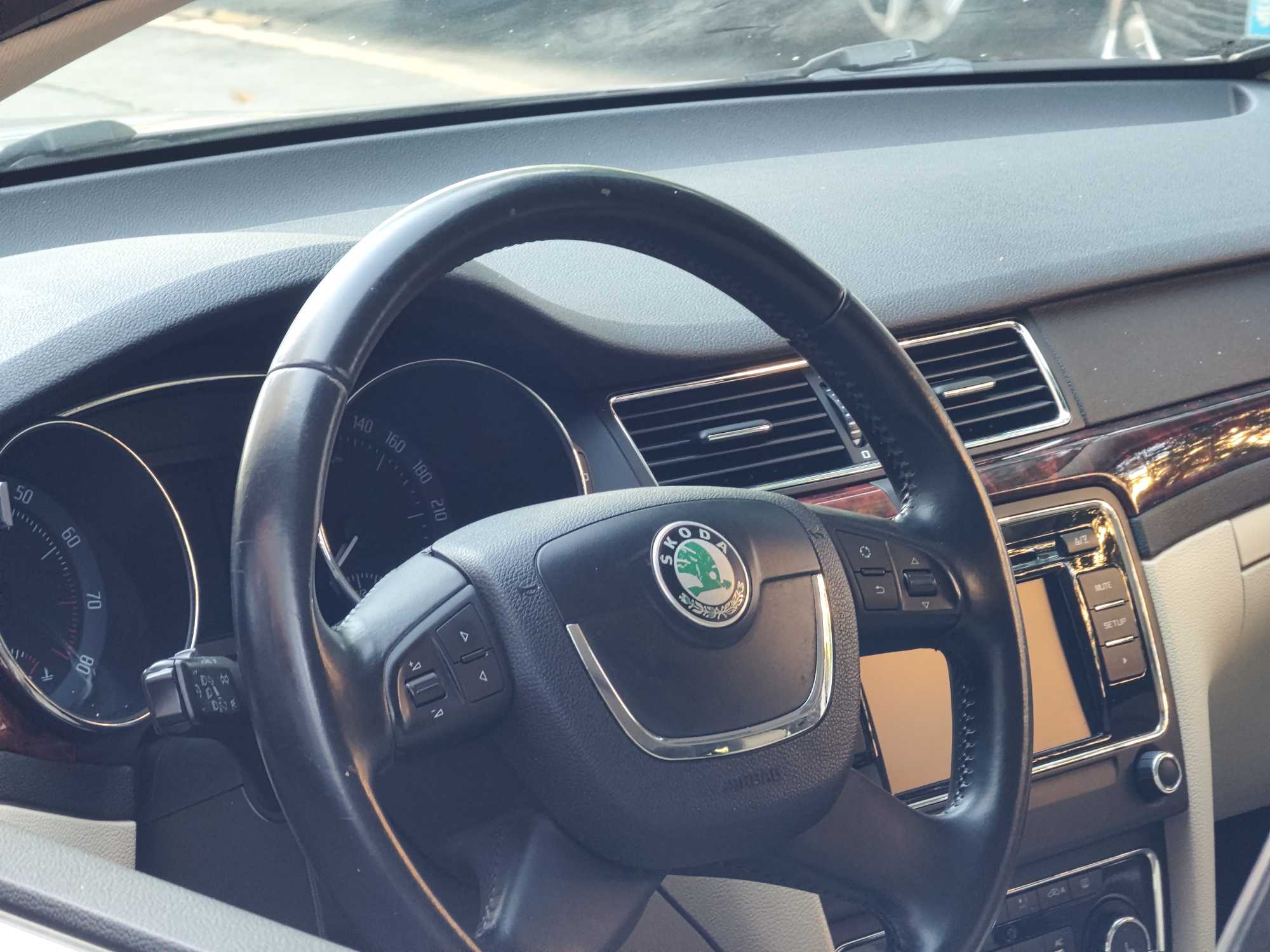 斯柯达 速尊 2014 汽车图片 #12