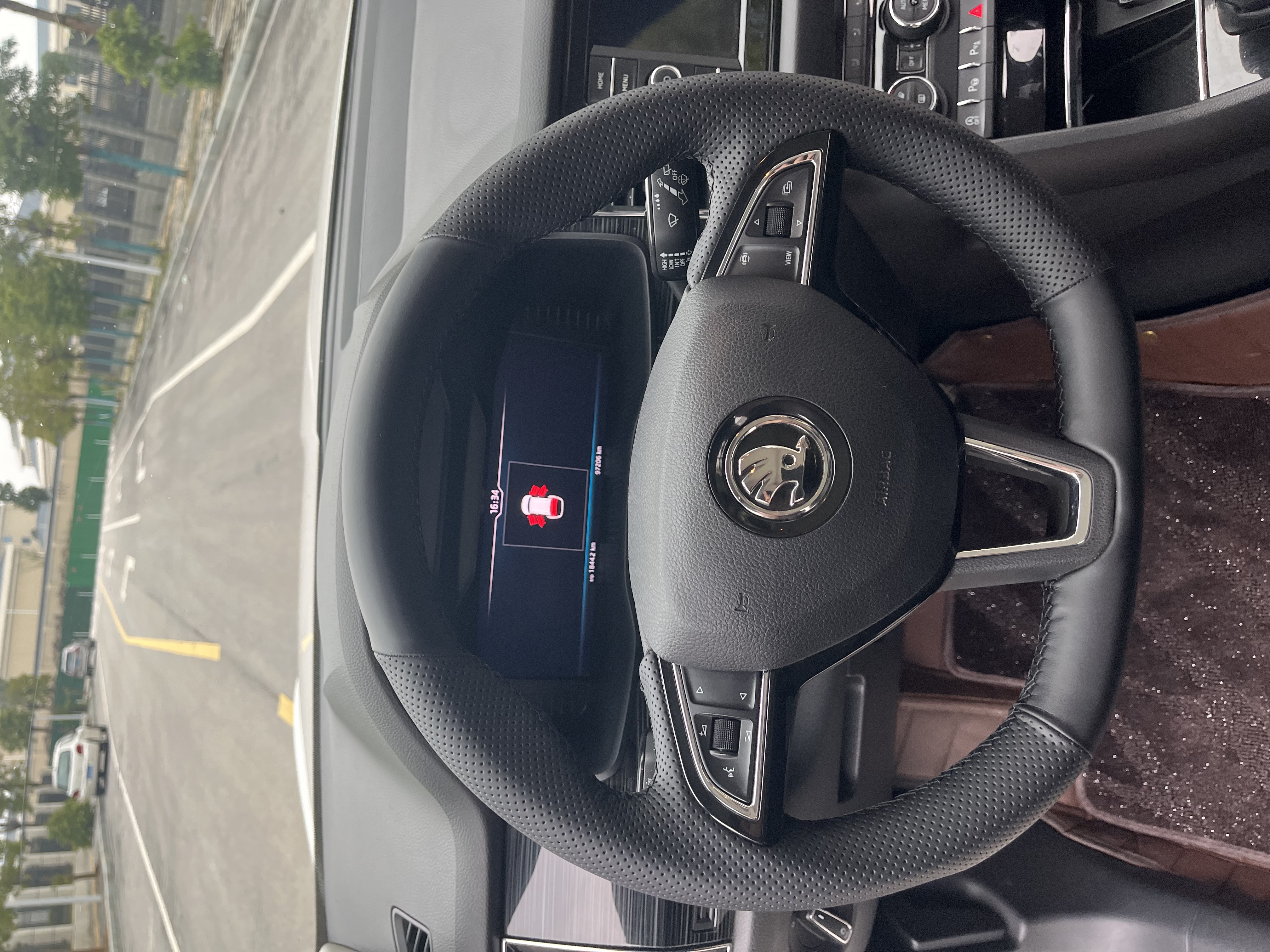 Skoda Kodiaq 2019 изображение автомобиля #12