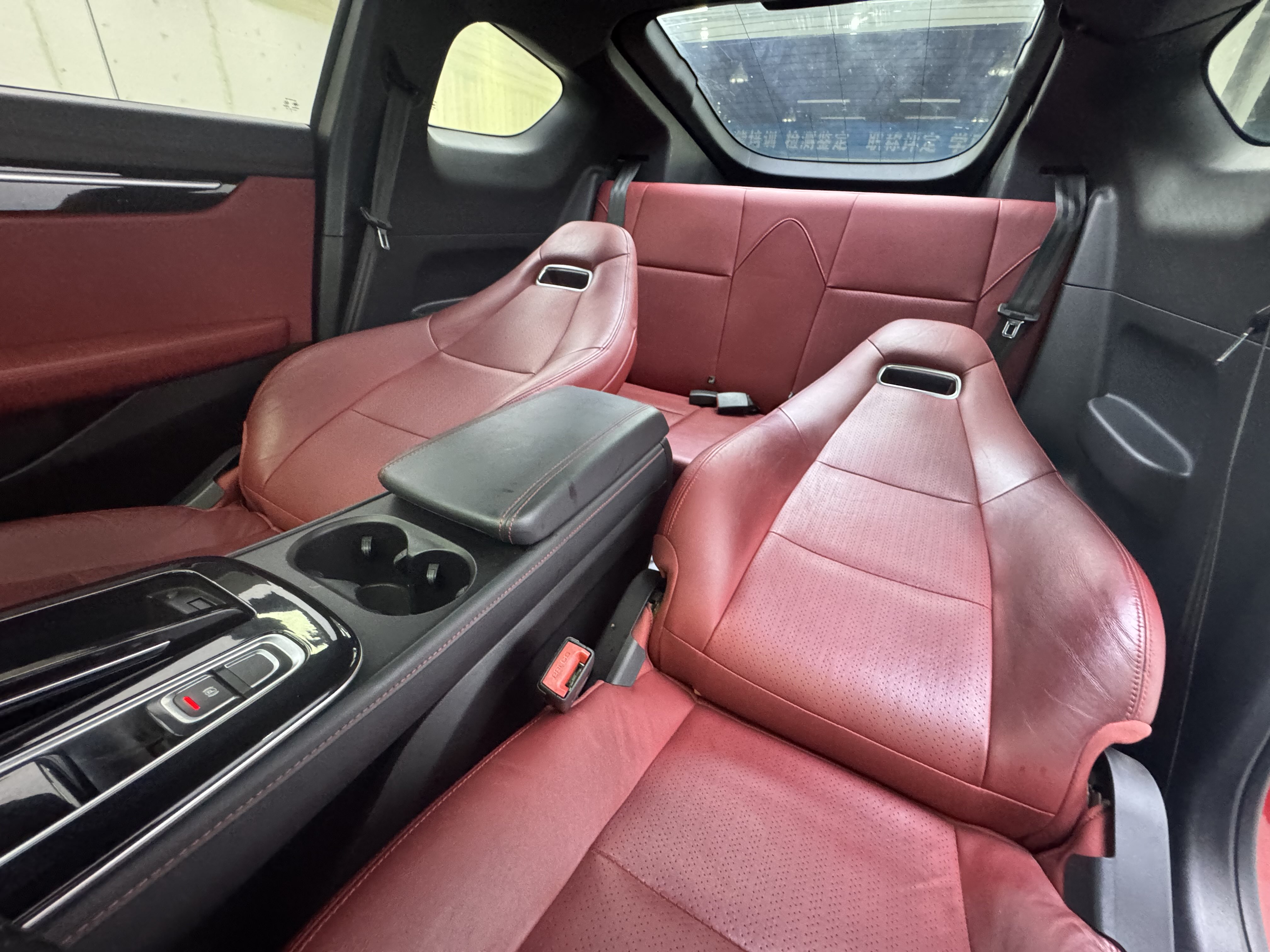 零跑汽车 零跑S01 2021 汽车图片 #12