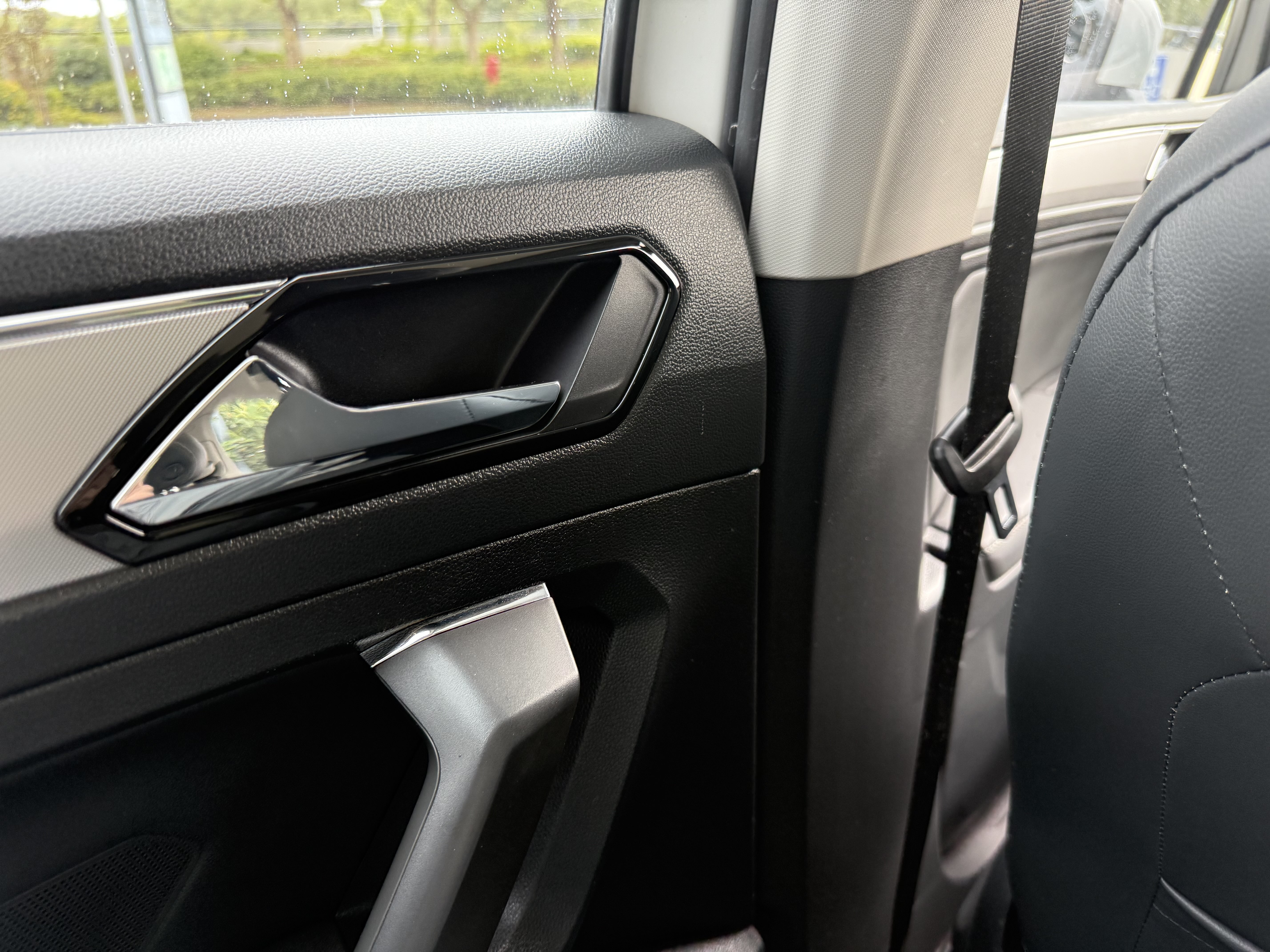 Volkswagen Tiguan L 2019 #12 Volkswagen Tiguan L 2019 car image #12