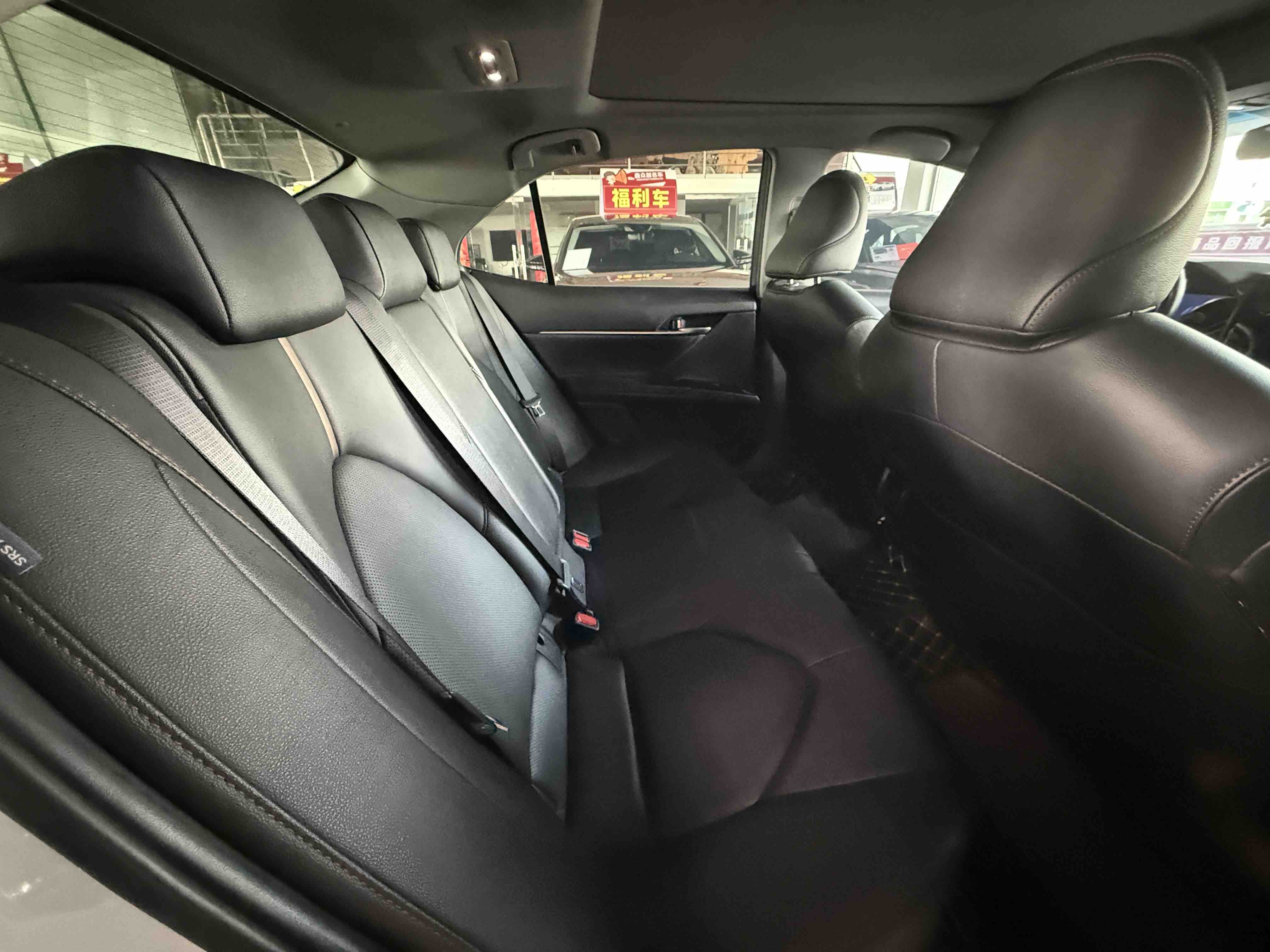 Toyota Camry 2020 imagem de carro #12