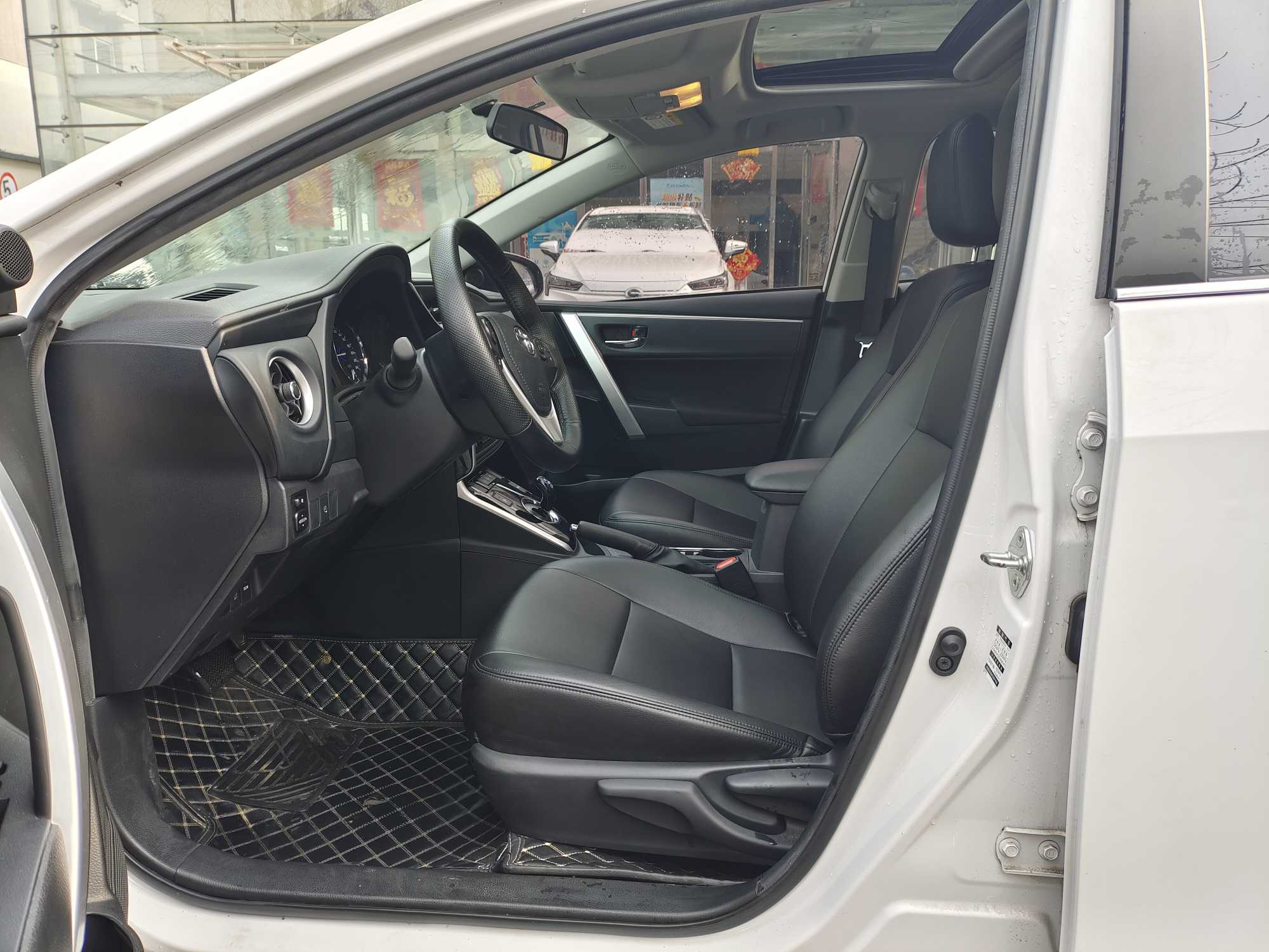 Toyota Corolla Hybird E+ 2022 car image #12