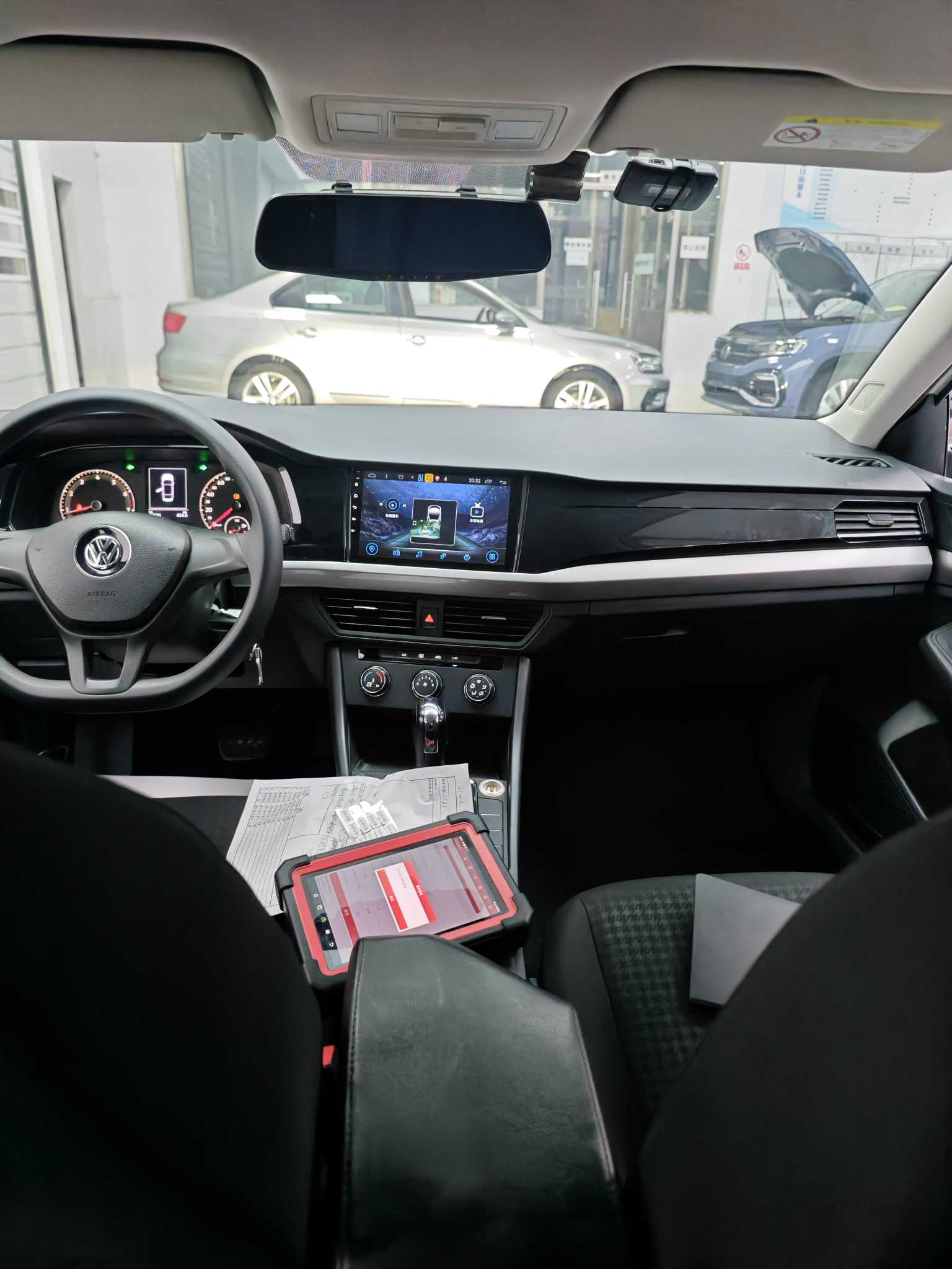 Volkswagen Bora 2019 car image #12