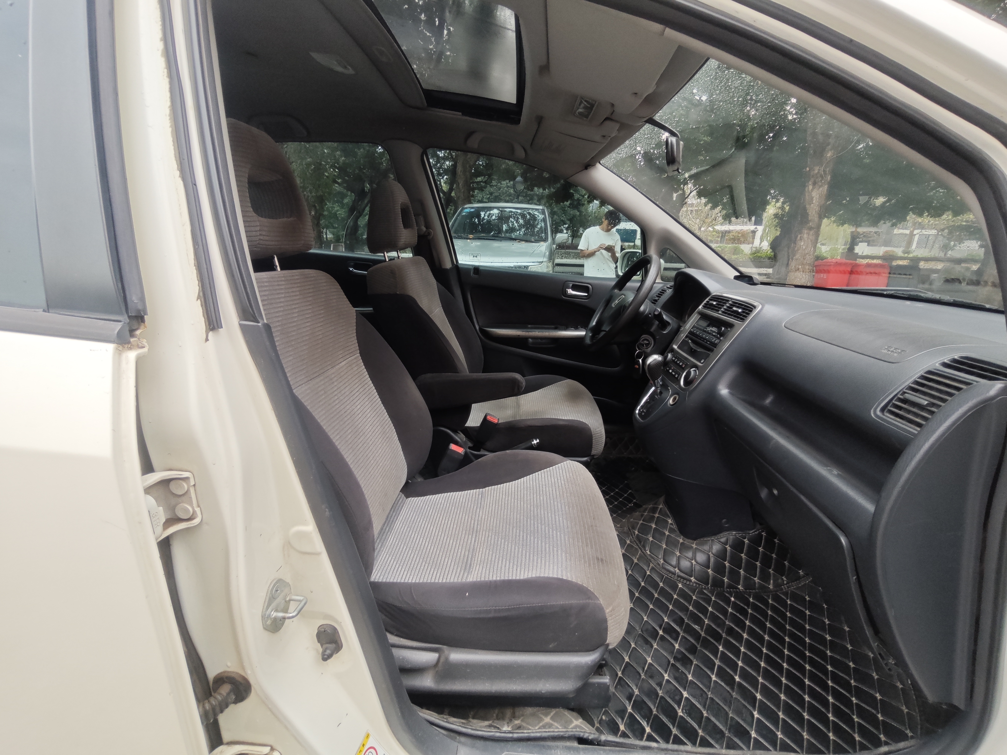 Honda Stream 2002 car image #12