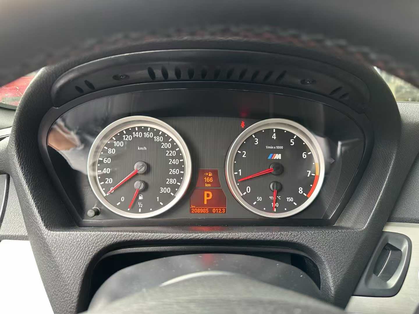 BMW X5 M 2011 car image #12