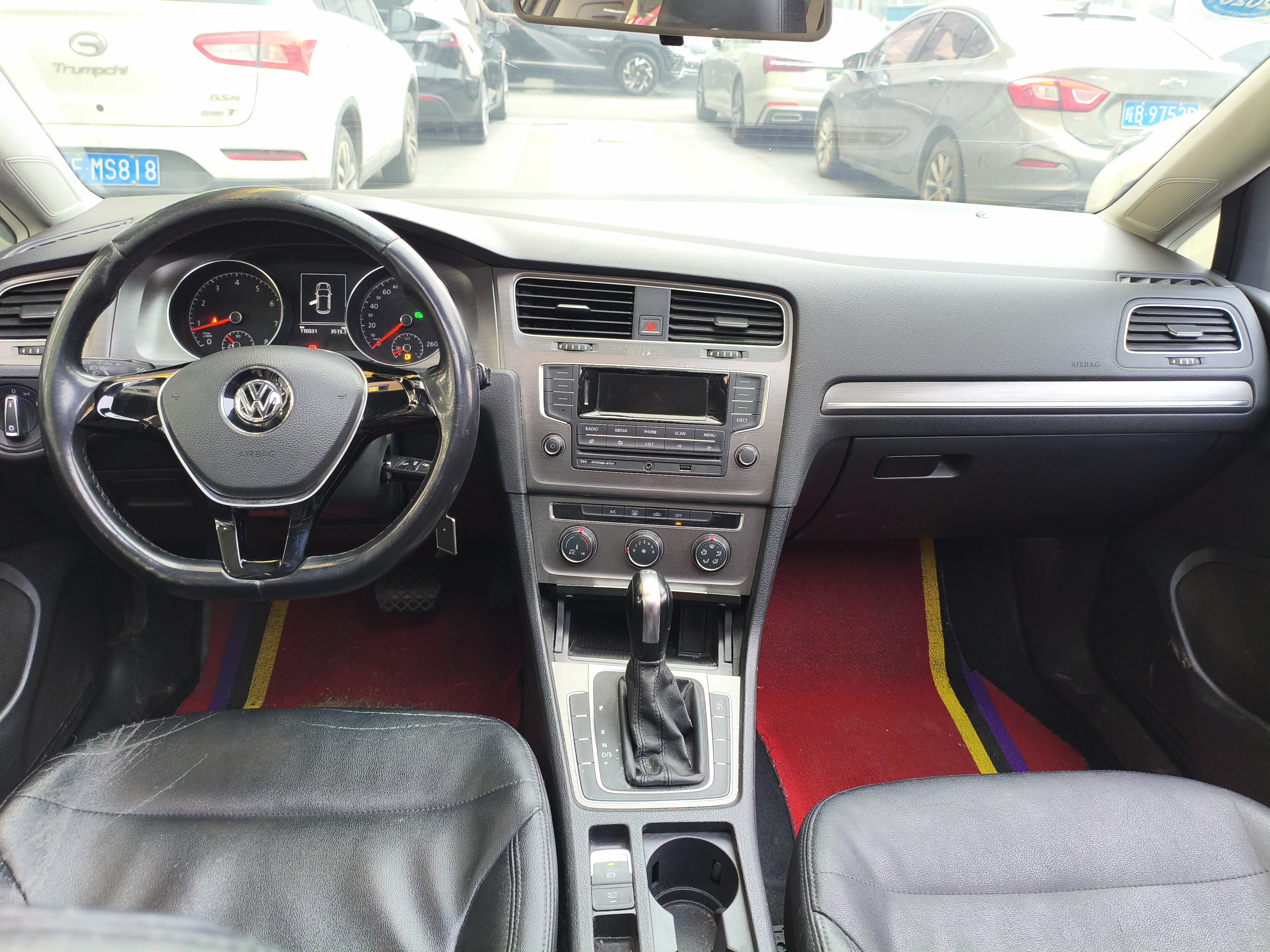 Volkswagen Golf 2015 car image #12