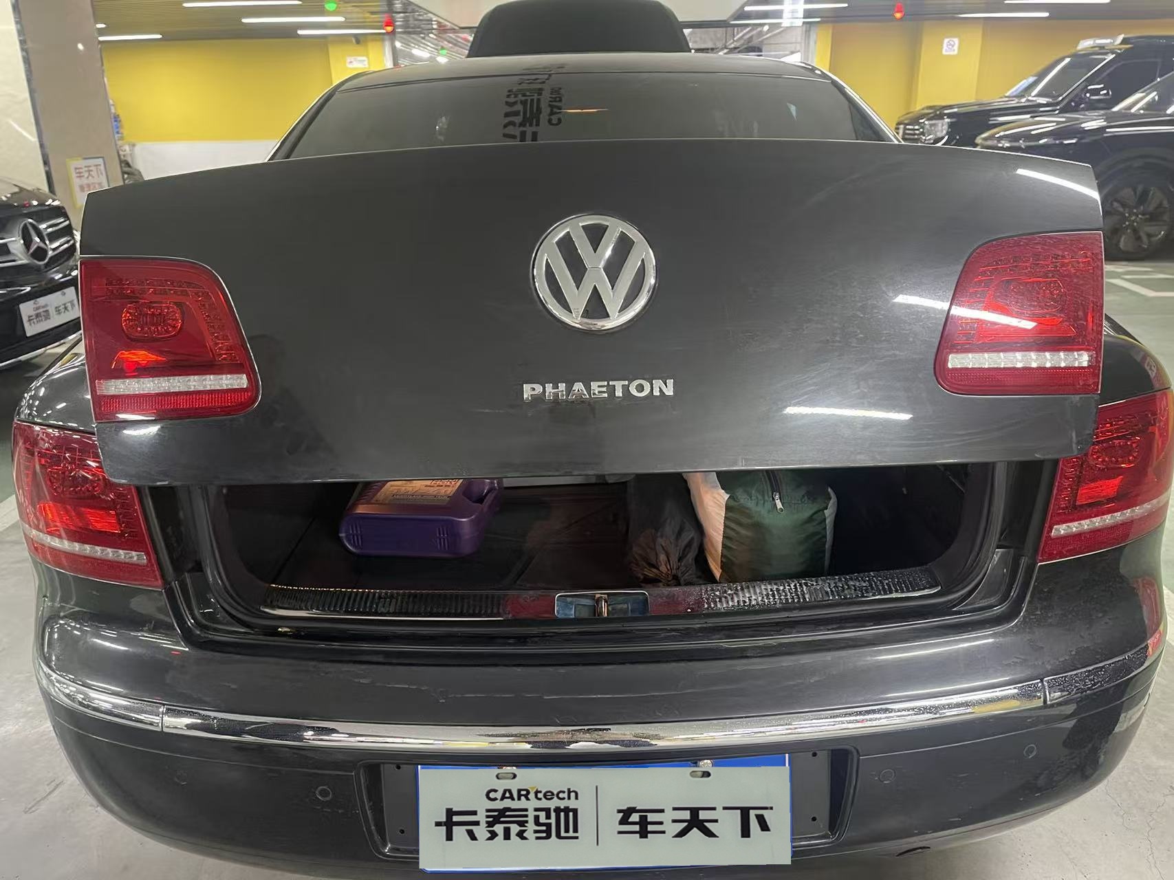 Volkswagen Pheaton 2011 immagine di auto #12