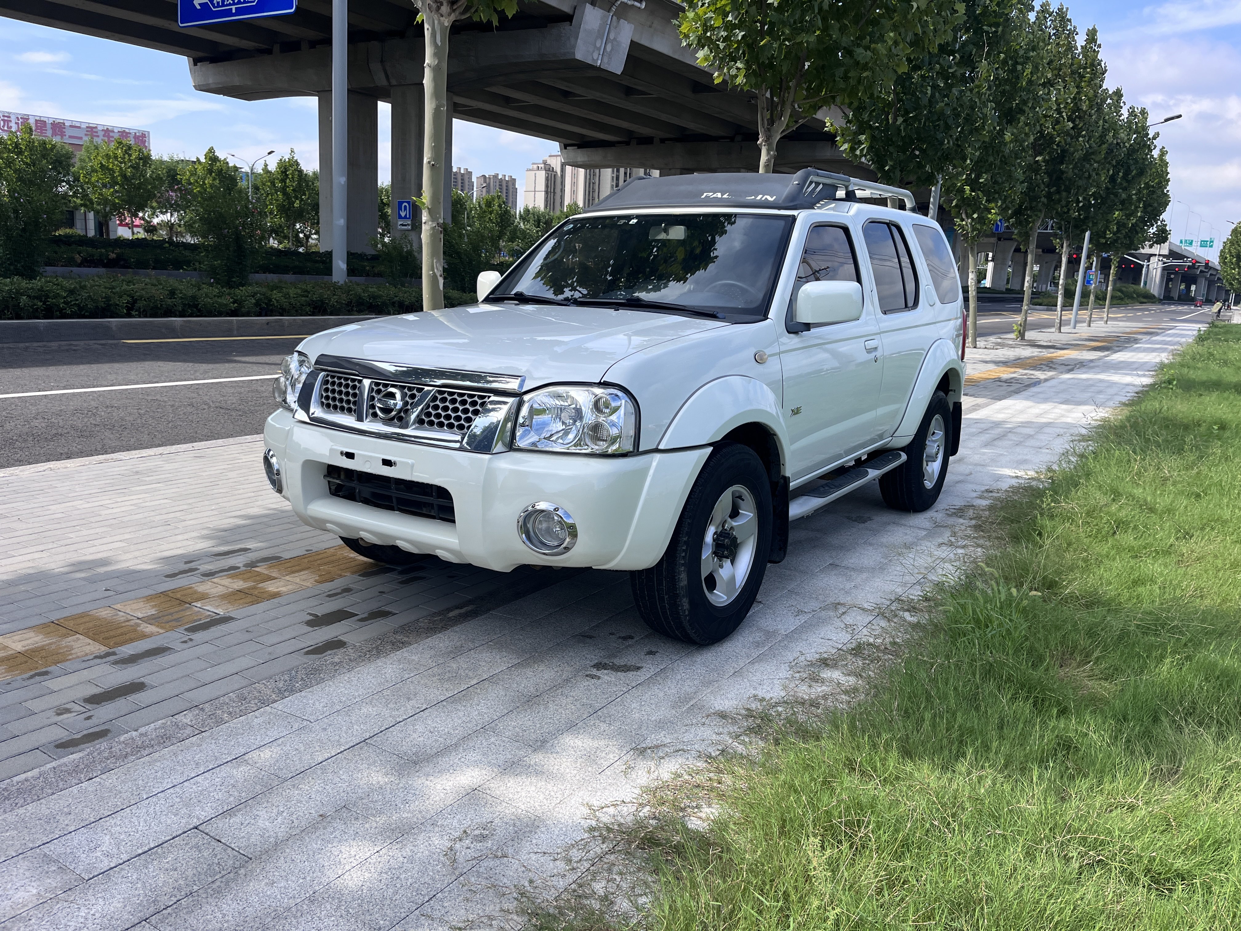 日产 日产帕拉丁 2009 汽车图片 #12