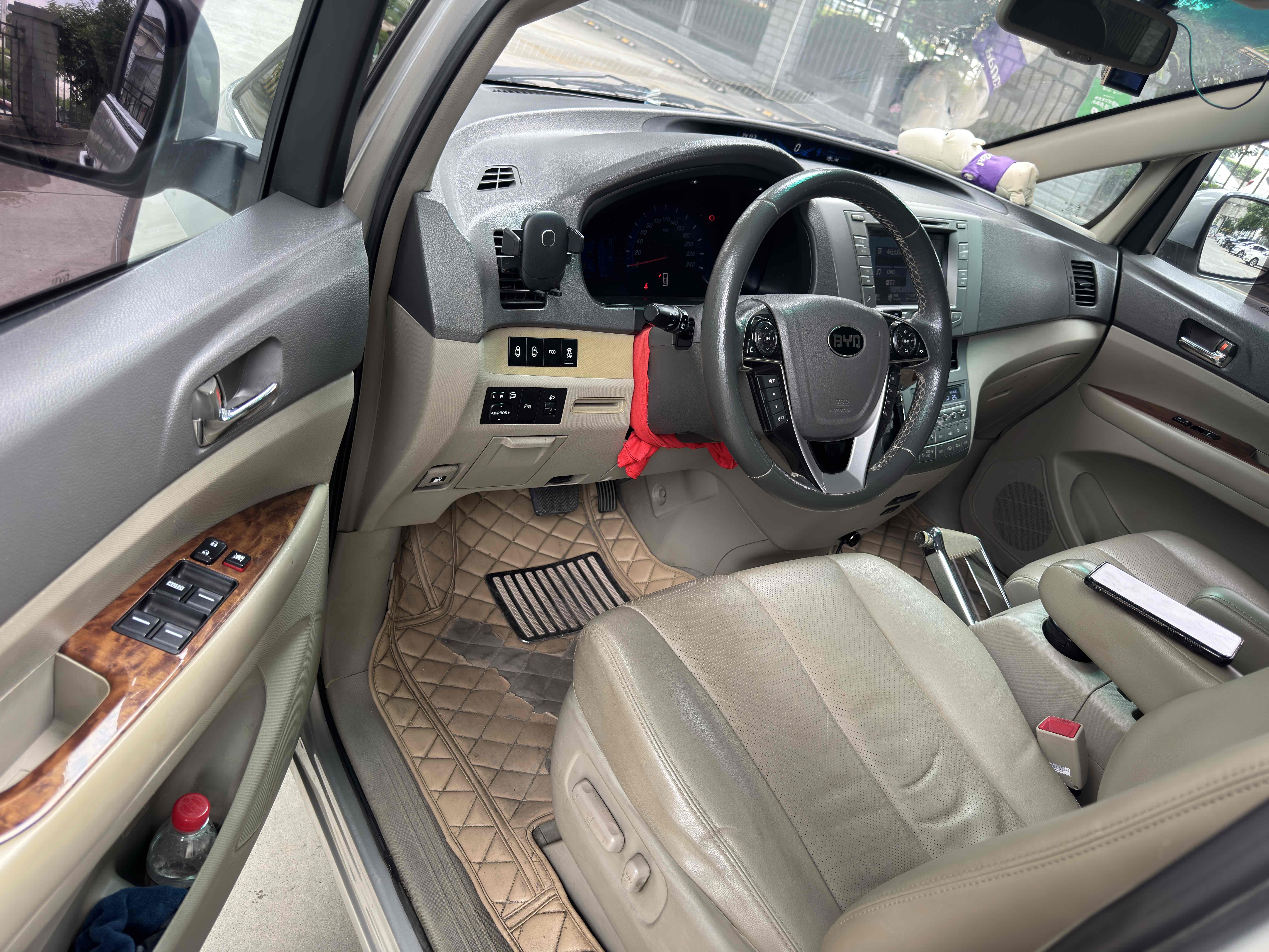 BYD M6 2017 #12 BYD M6 2017 صورة سيارة #12