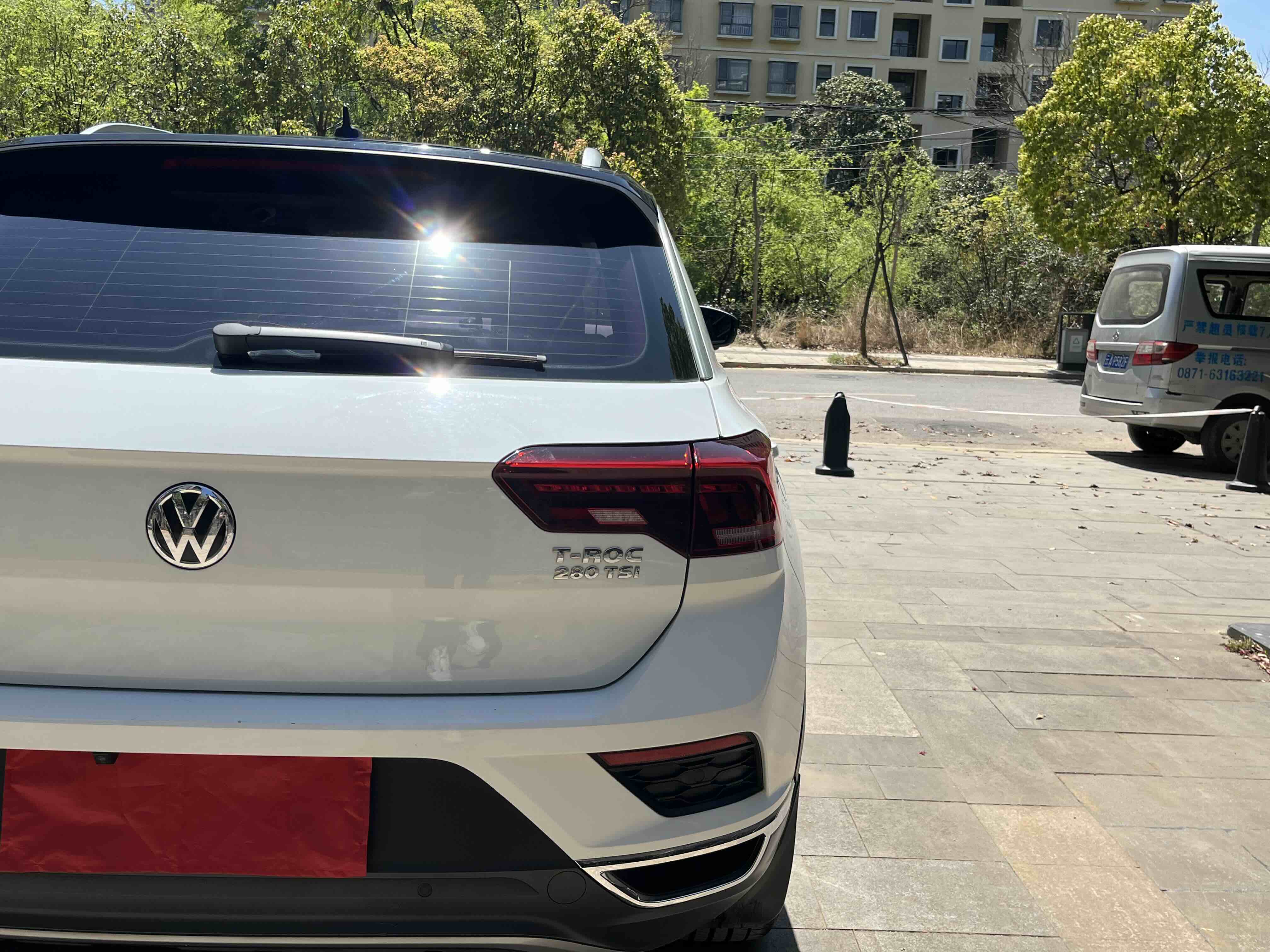 T-Roc 2018 car image #12