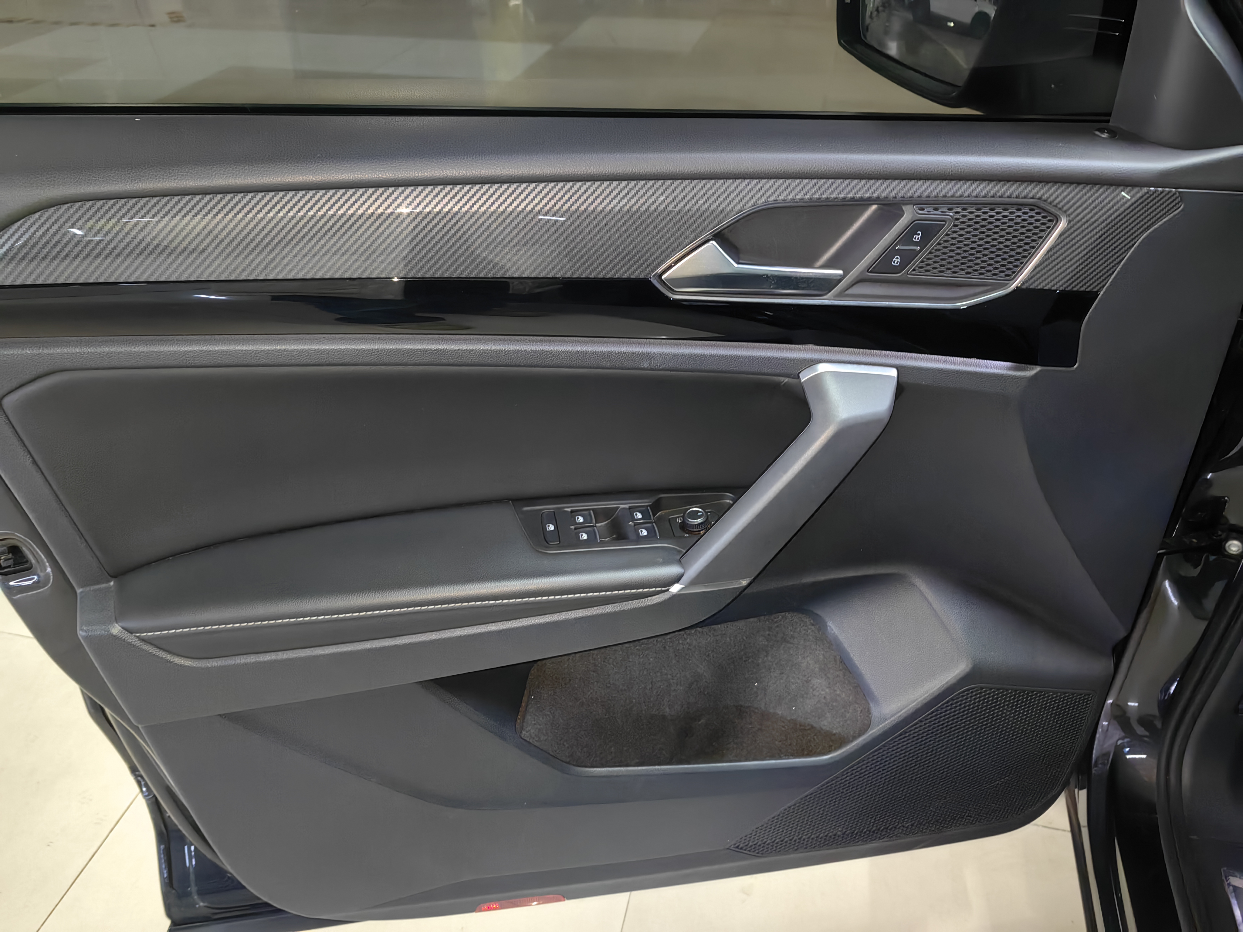 Volkswagen Tayron 2019 car image #12