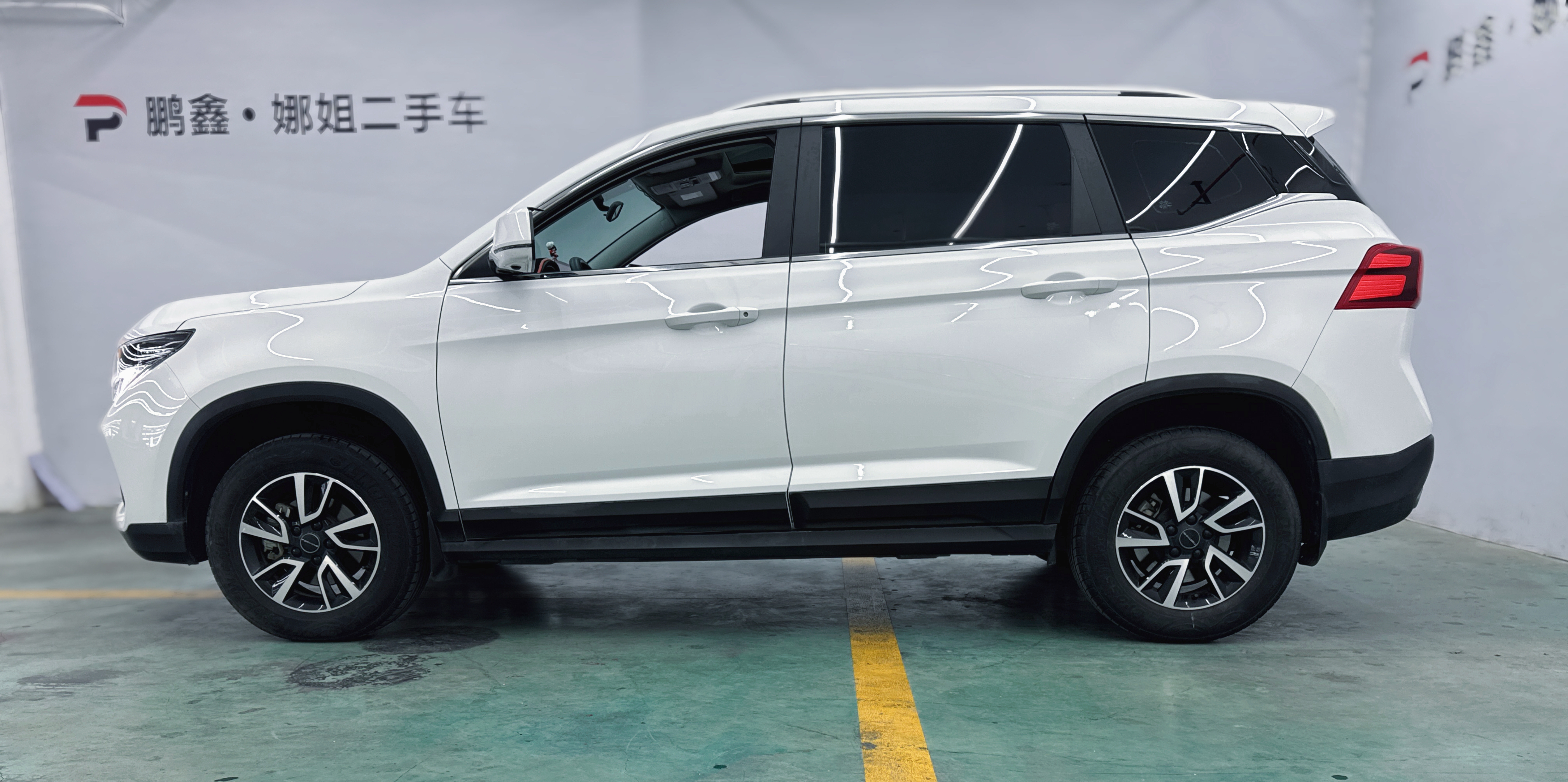 Forthing T5 2022 imagem de carro #12