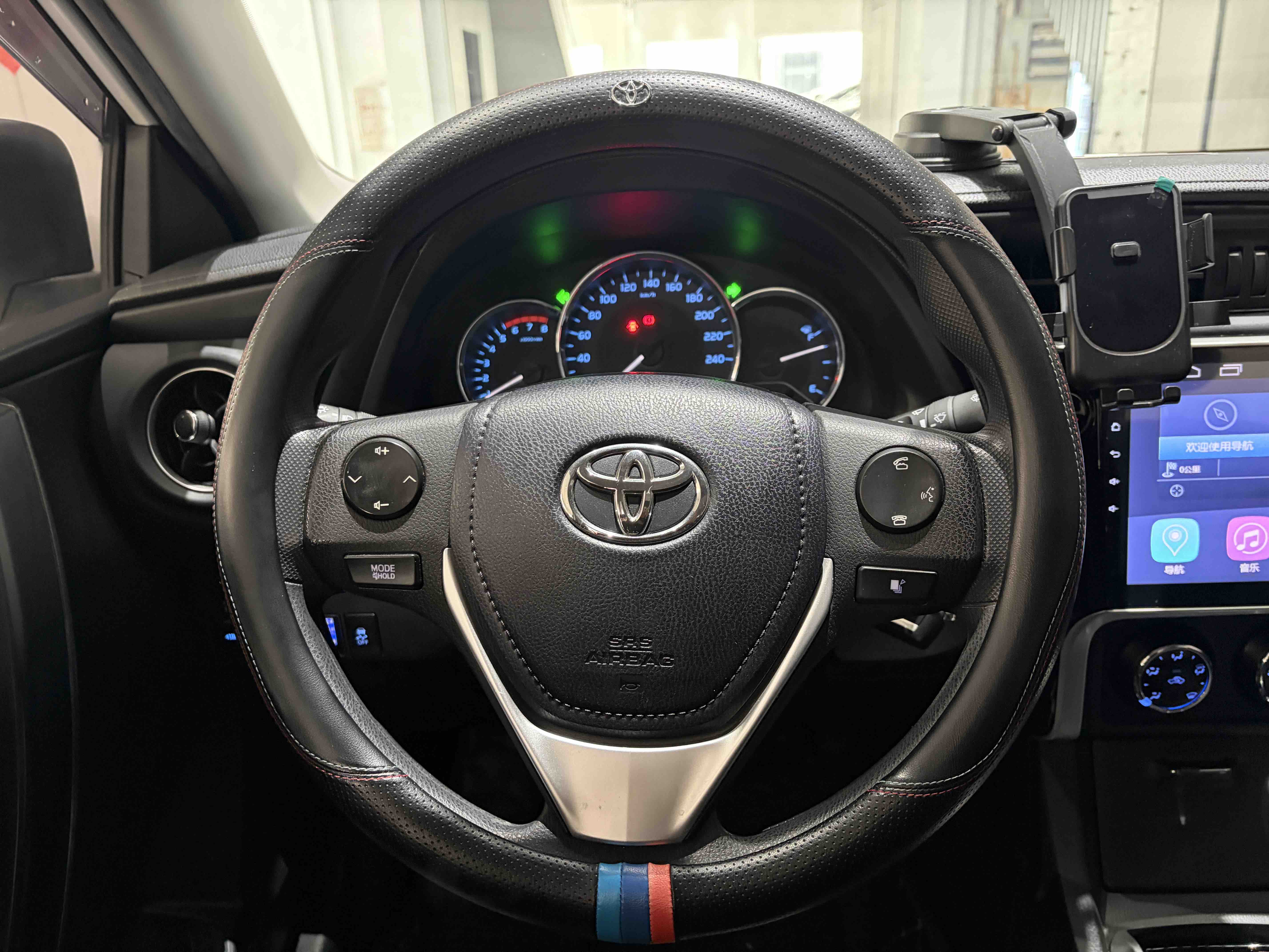 Toyota Corolla 2018 #12 Toyota Corolla 2018 car image #12