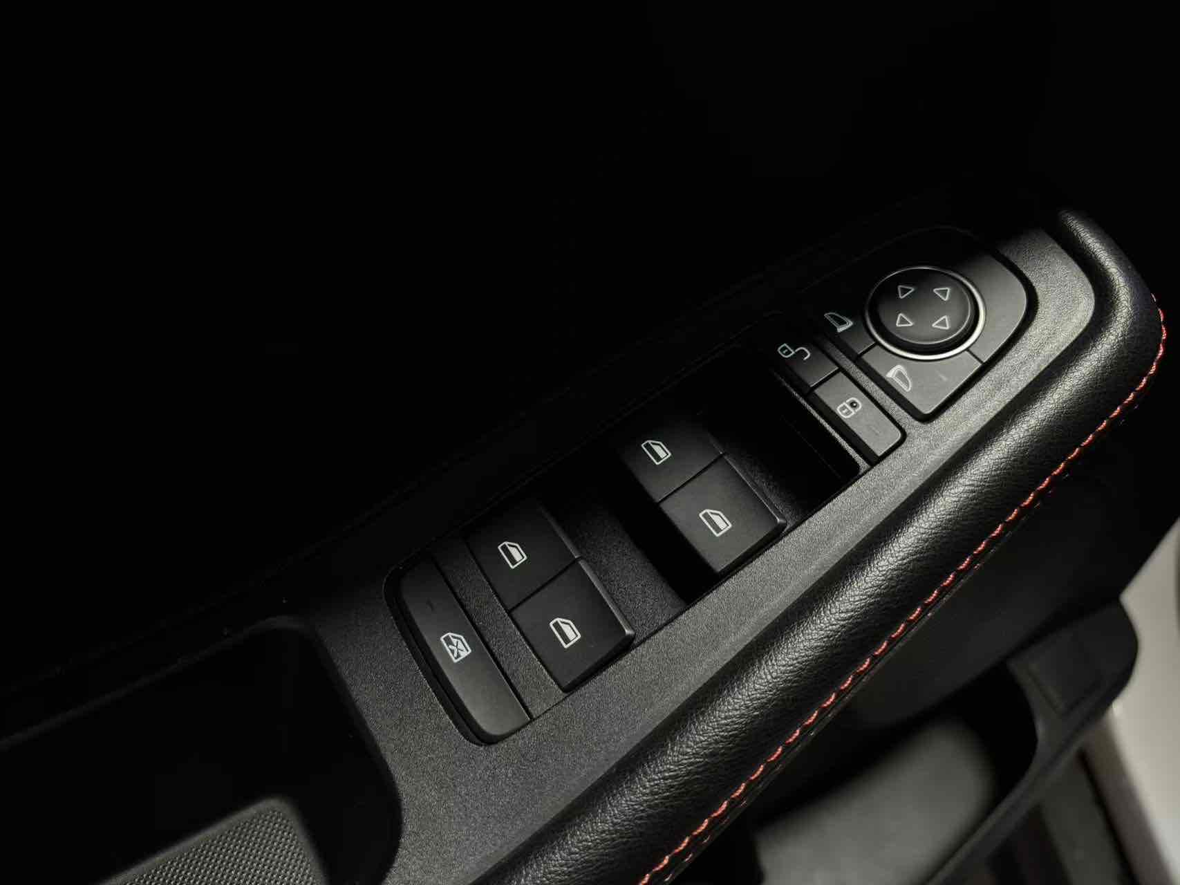 BYD S2 2020 #12 BYD S2 2020 car image #12