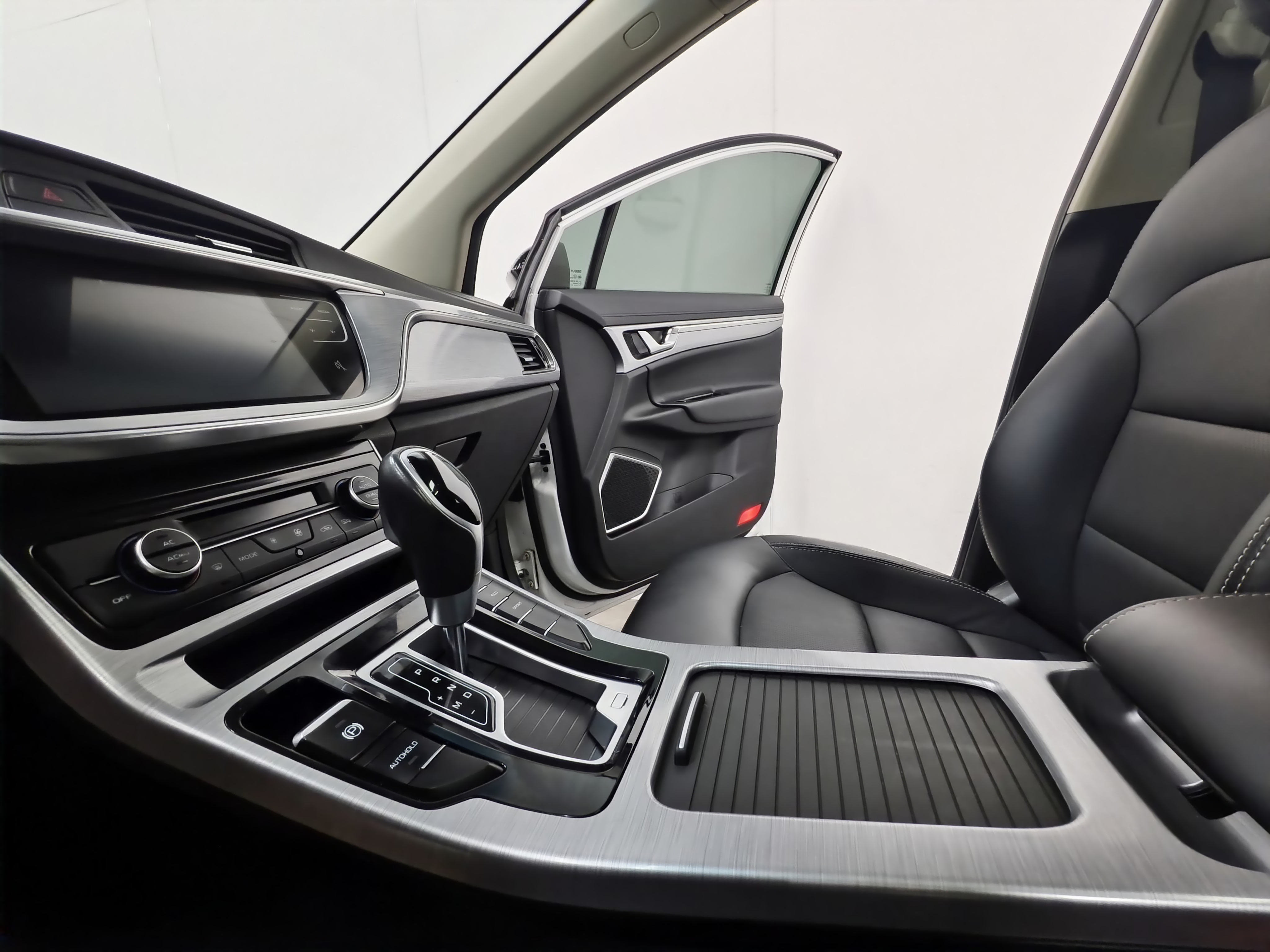GEELY Emgrand GS 2019 #12 GEELY Emgrand GS 2019 car image #12