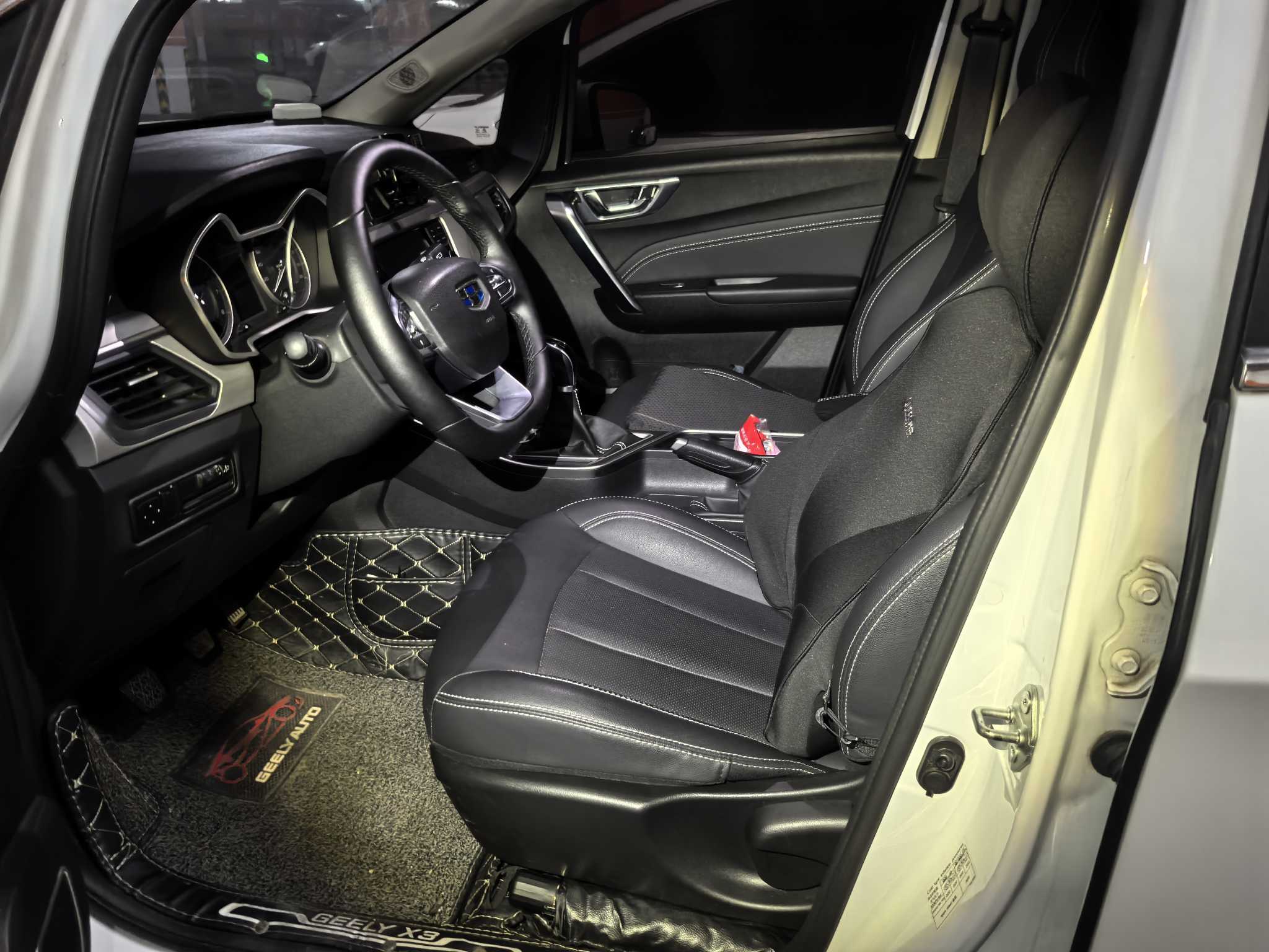 GEELY 2020 #12 GEELY 2020 car image #12