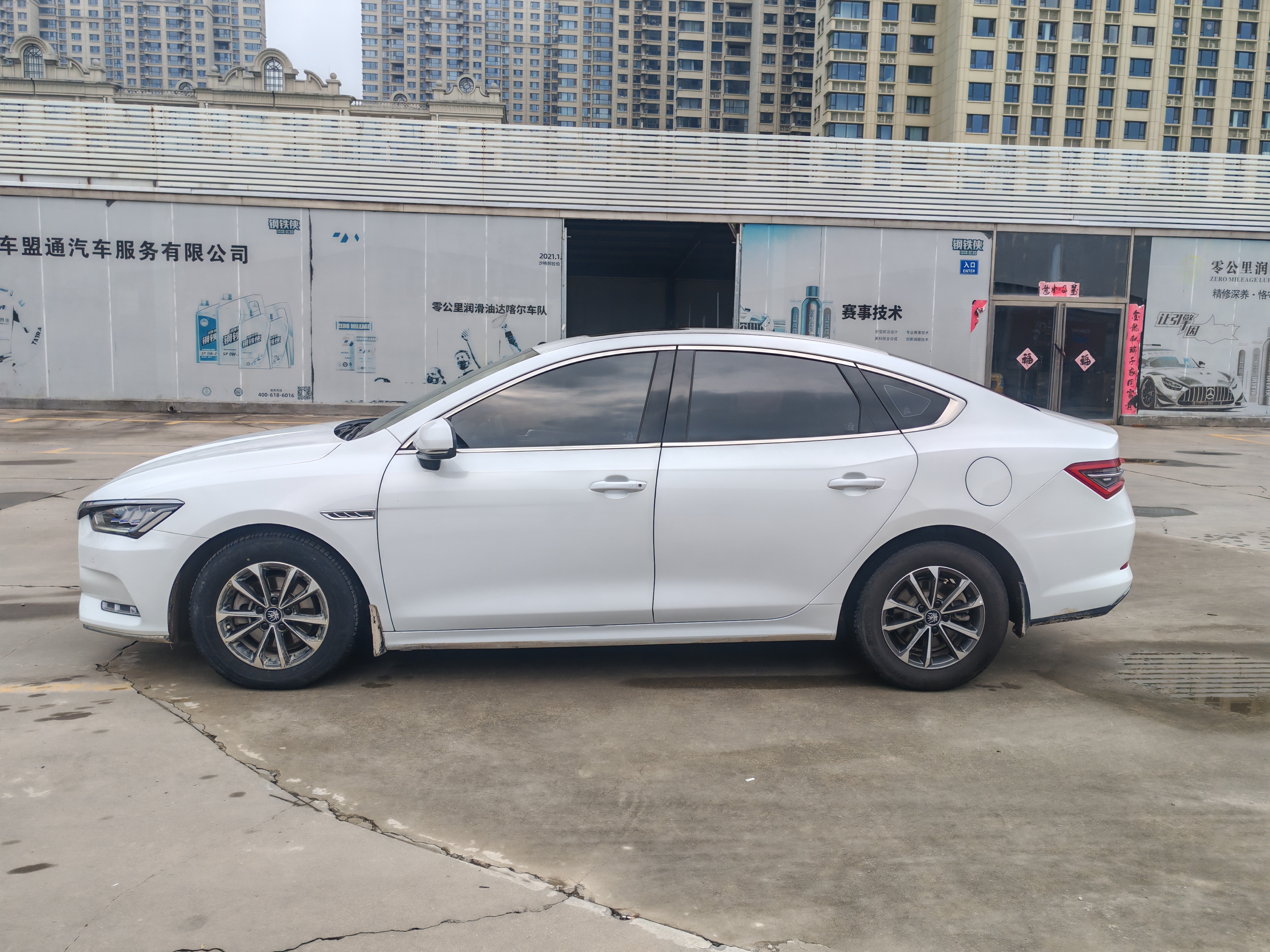 BYD Qin Pro New Energy 2019 #12 BYD Qin Pro New Energy 2019 car image #12