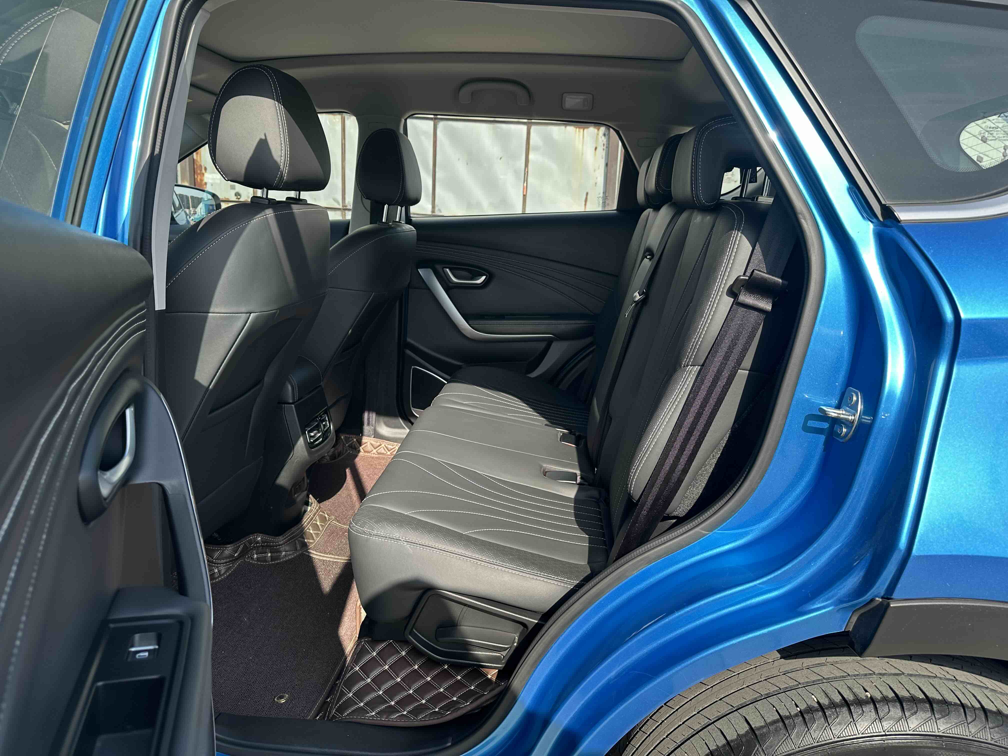 X70 2020 #12 X70 2020 car image #12