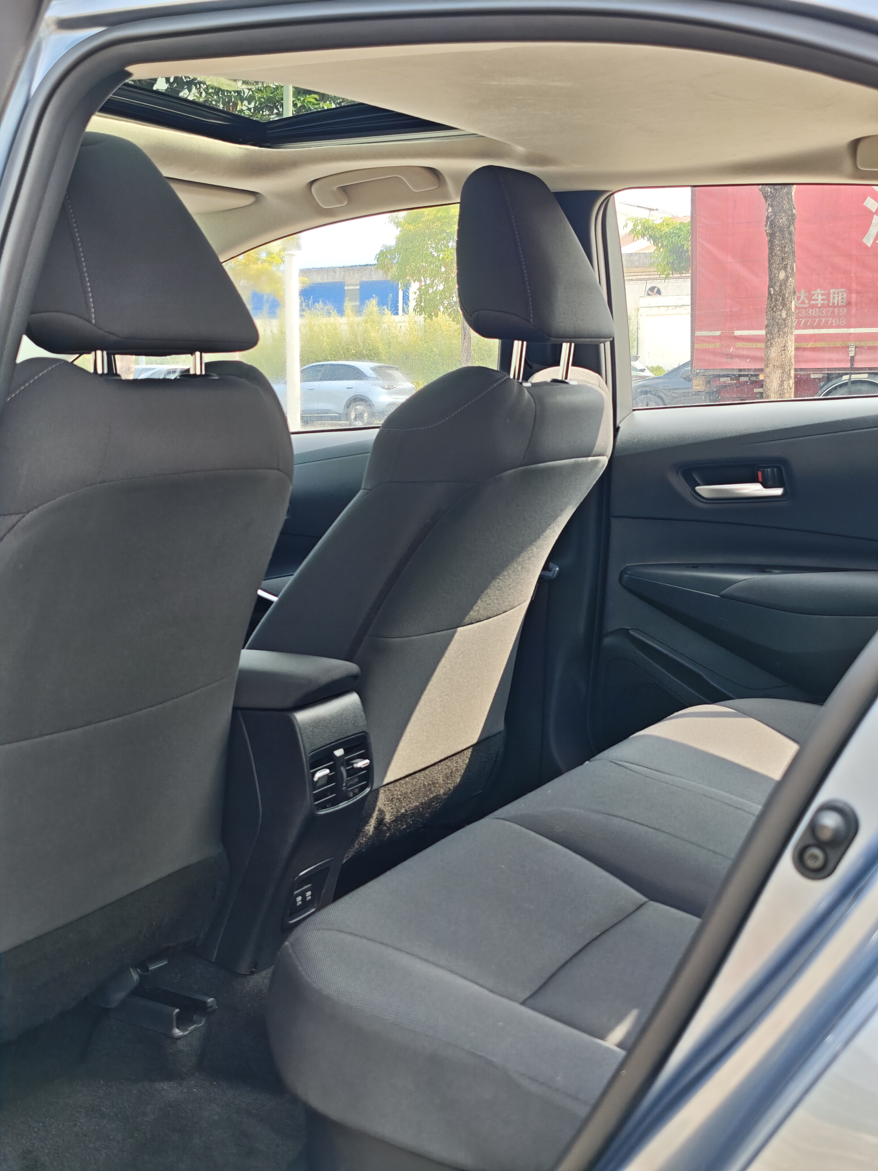 Toyota Corolla 2020 car image #12