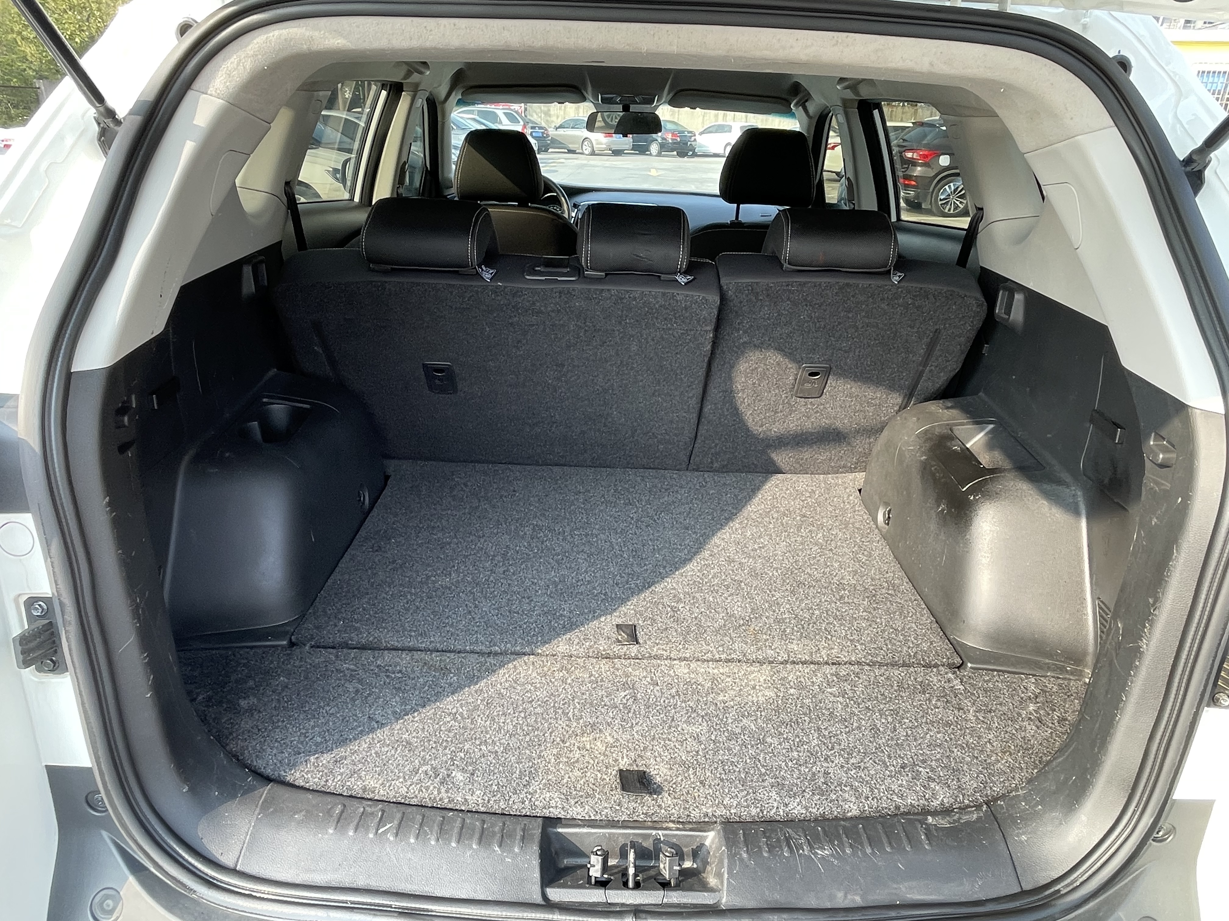 X70 2020 #12 X70 2020 car image #12
