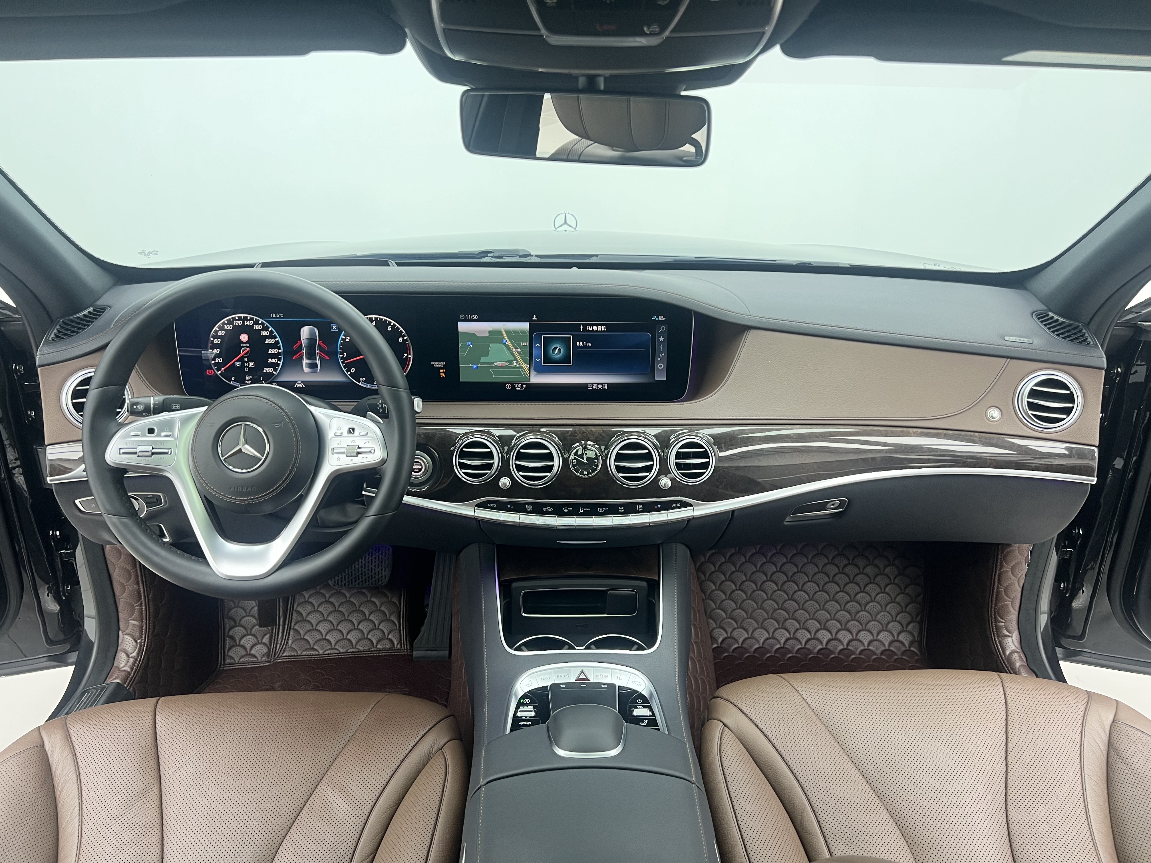 Mercedes-Benz S Class 2019 car image #12