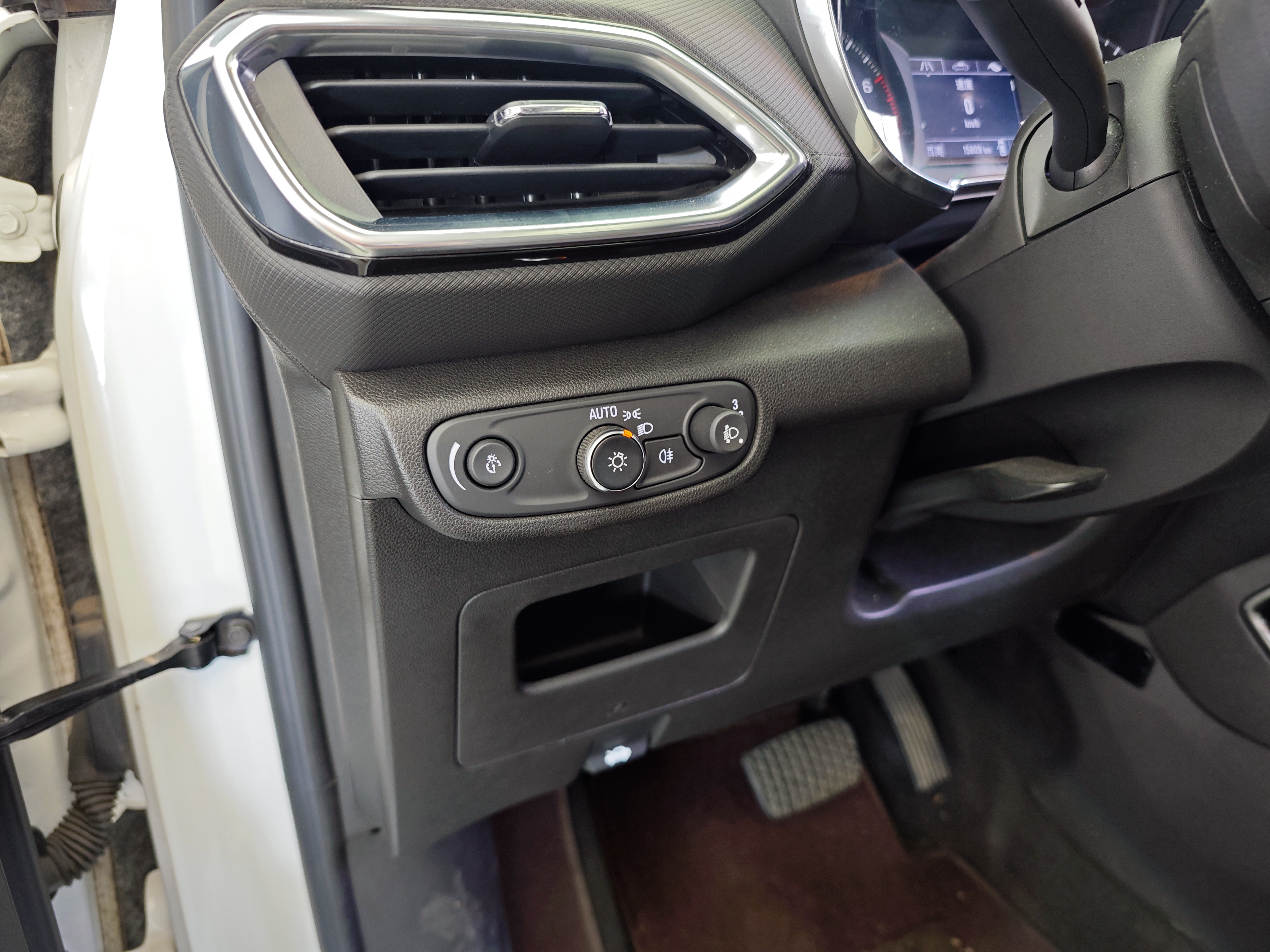 Chevrolet Trailblazer 2021 #12 Chevrolet Trailblazer 2021 car image #12