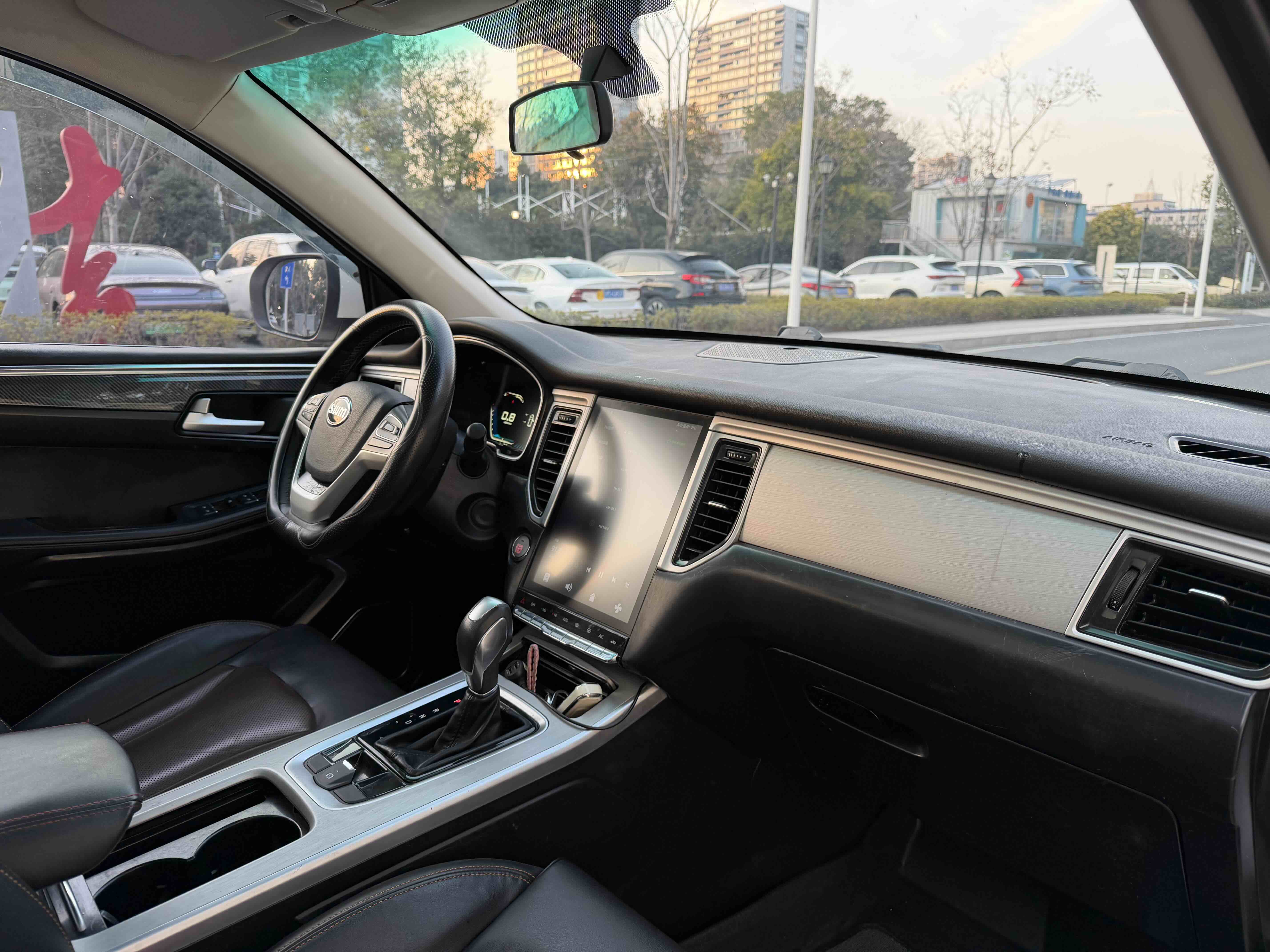 SWM斯威汽车 SWM斯威G05 2020 汽车图片 #12